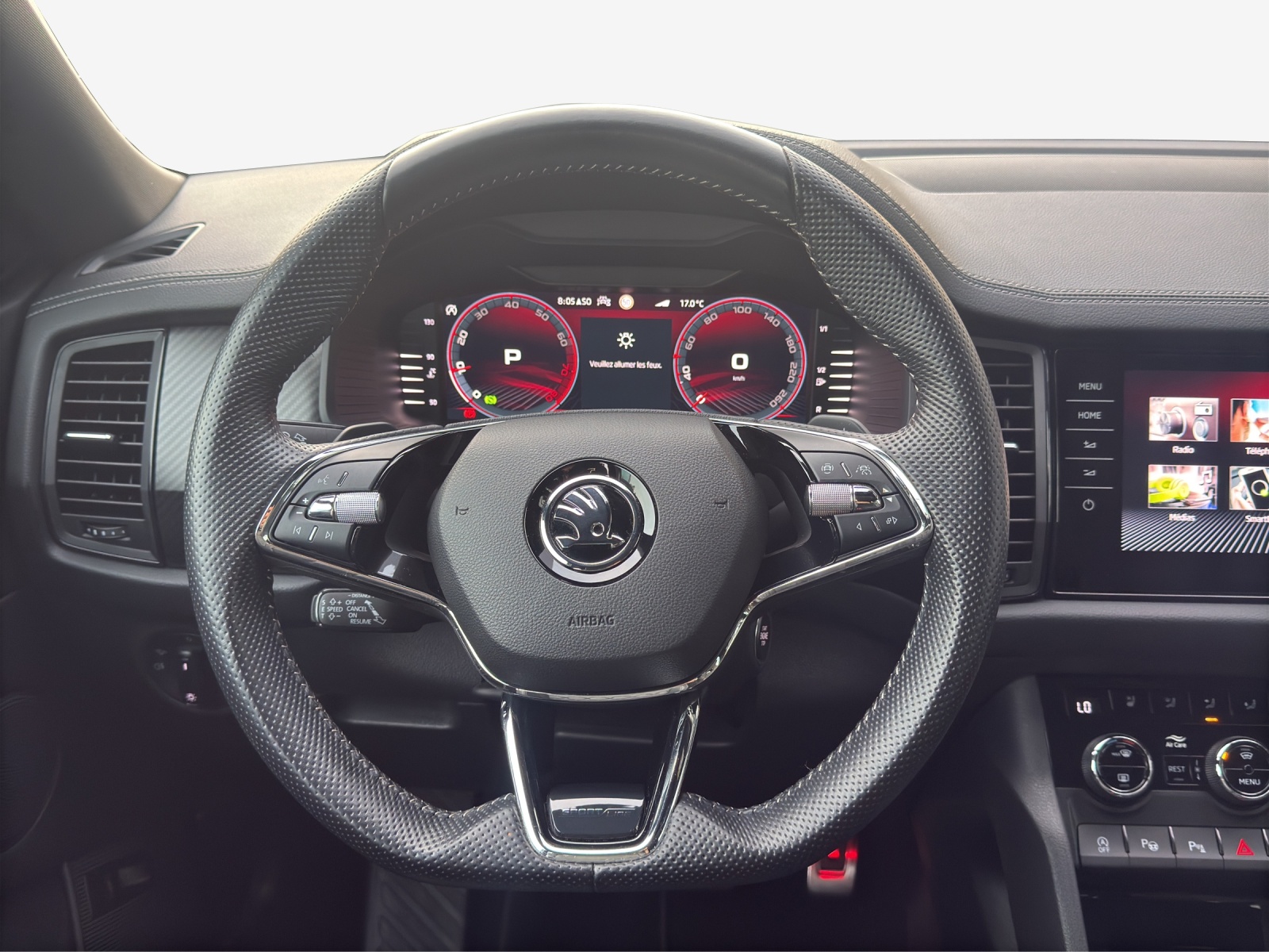 SKODA Kodiaq 2.0 TSI 4x4 SportLine-image-9