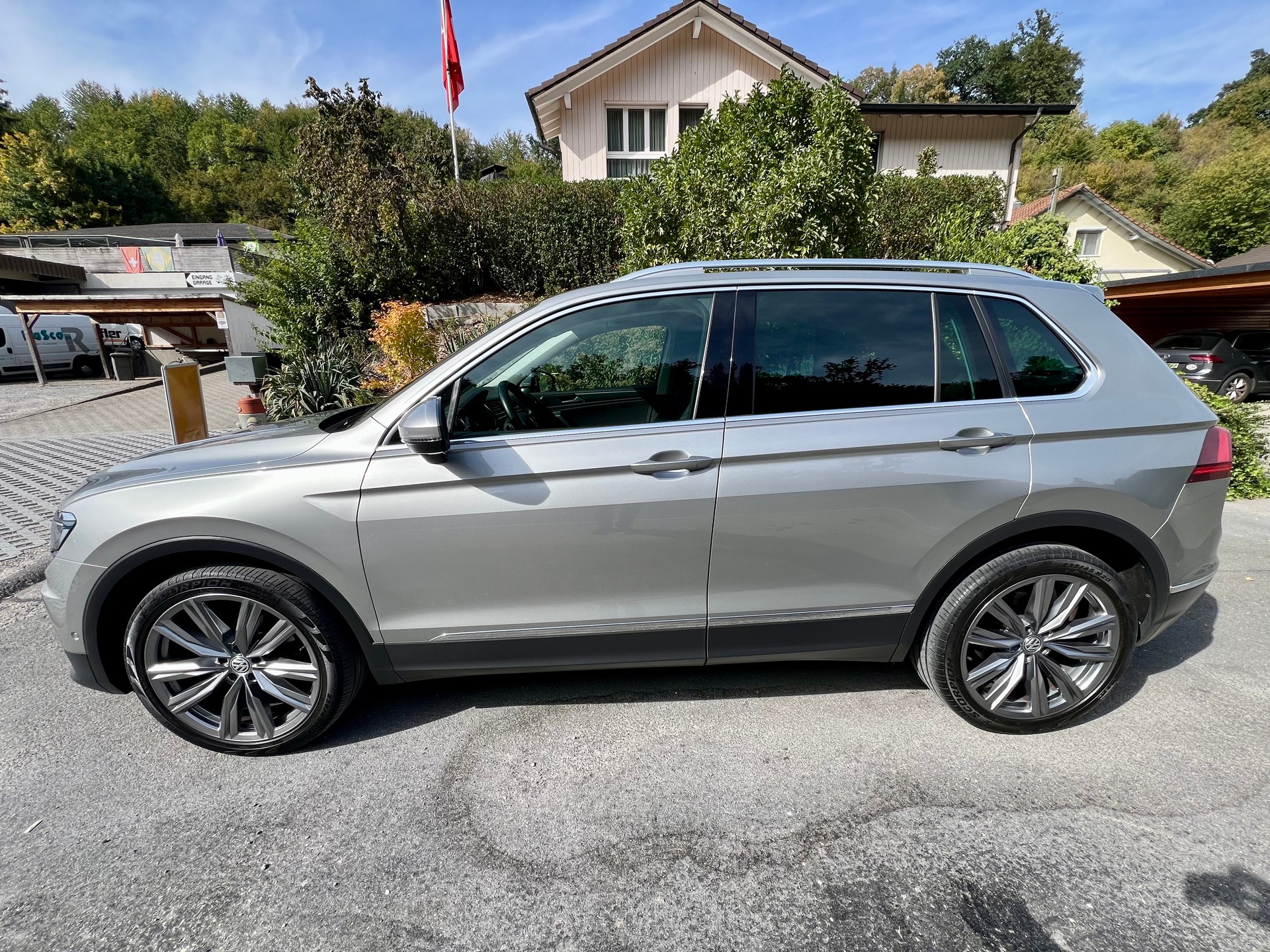 VW Tiguan 2.0 TDI SCR Highline4Motion DSG-showroom-element-1