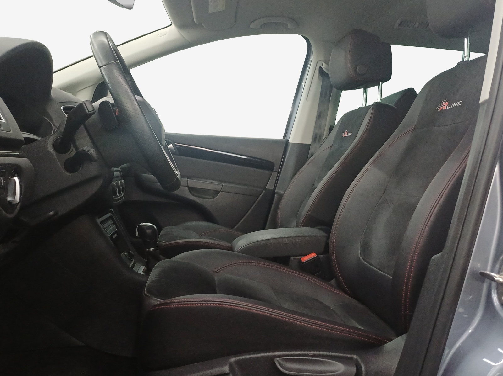 SEAT Alhambra 1.4 TSI DSG Hola FR-image-6