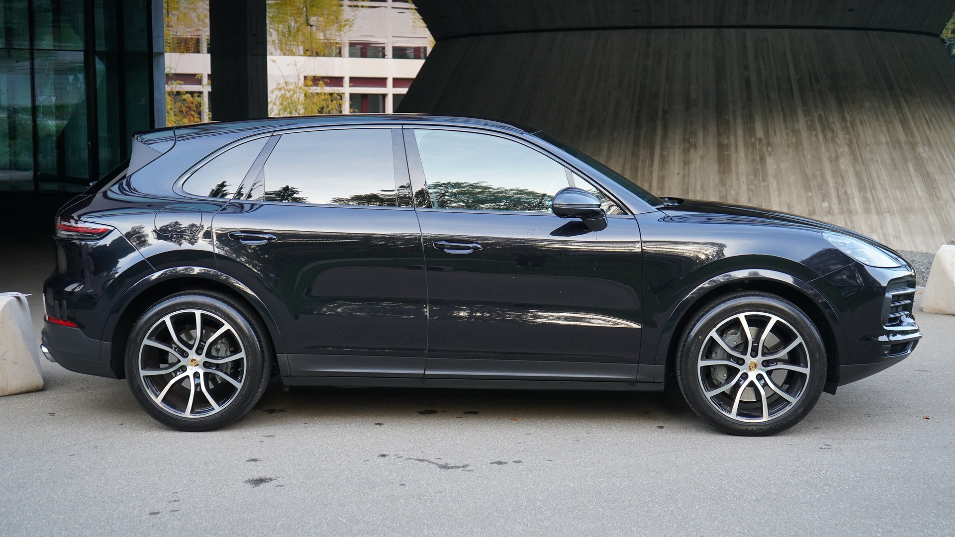 PORSCHE Cayenne S-image-3
