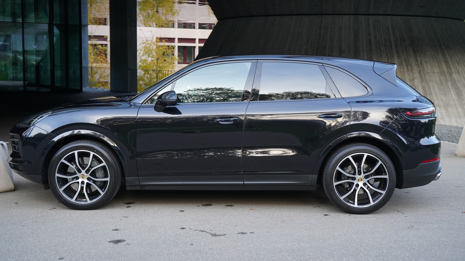 PORSCHE Cayenne S-image-5
