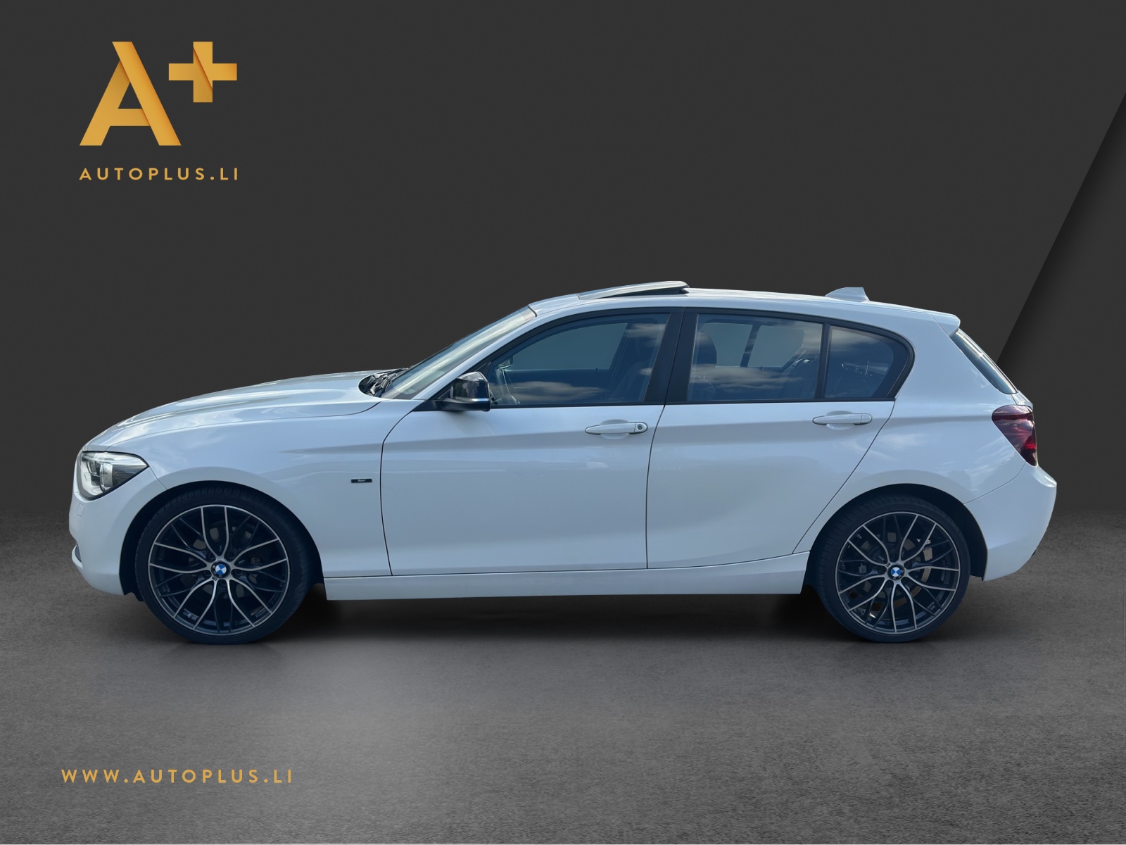BMW 118i Sport Line-image-2