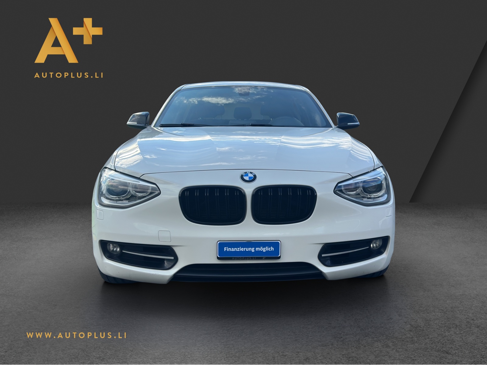 BMW 118i Sport Line-image-1