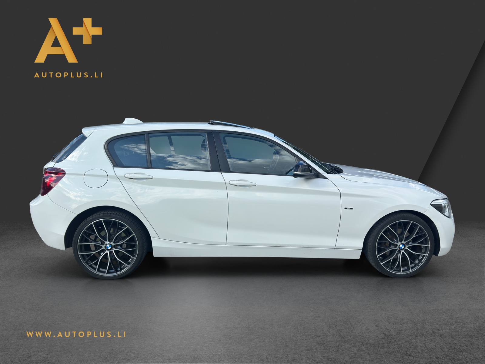 BMW 118i Sport Line-image-6
