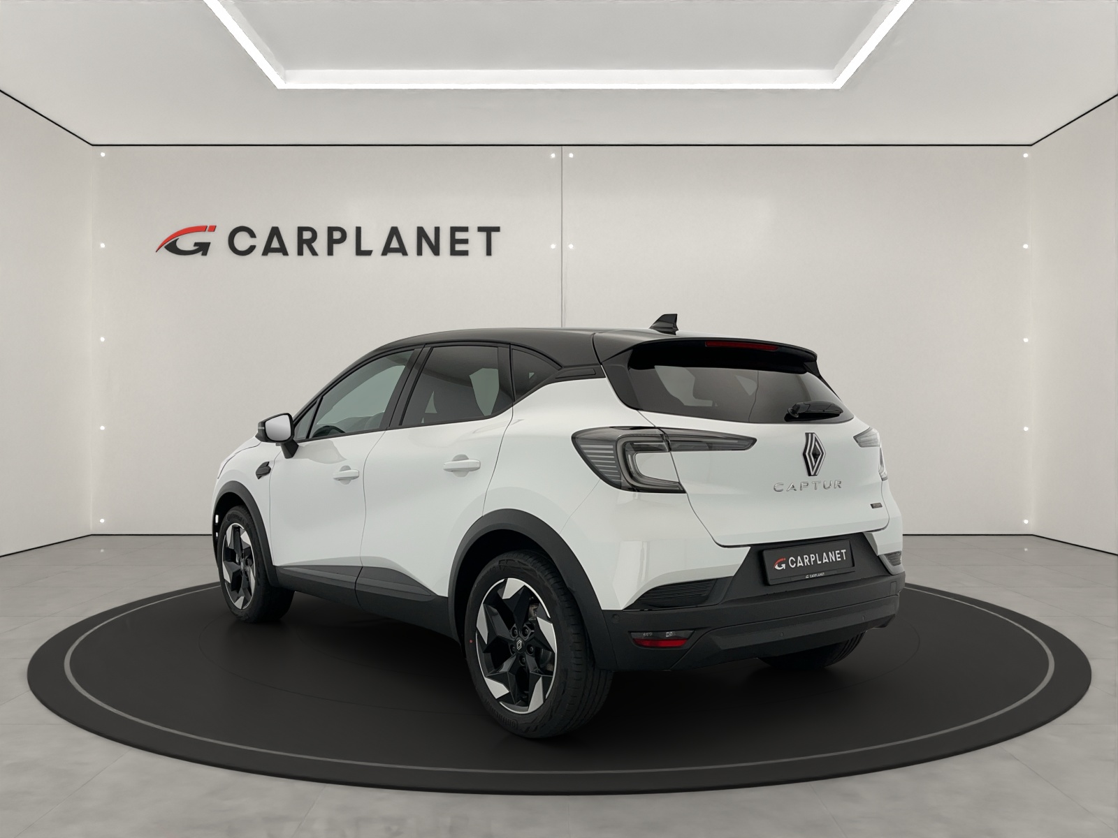 RENAULT Captur 1.8 E-Tech techno-showroom-element-2