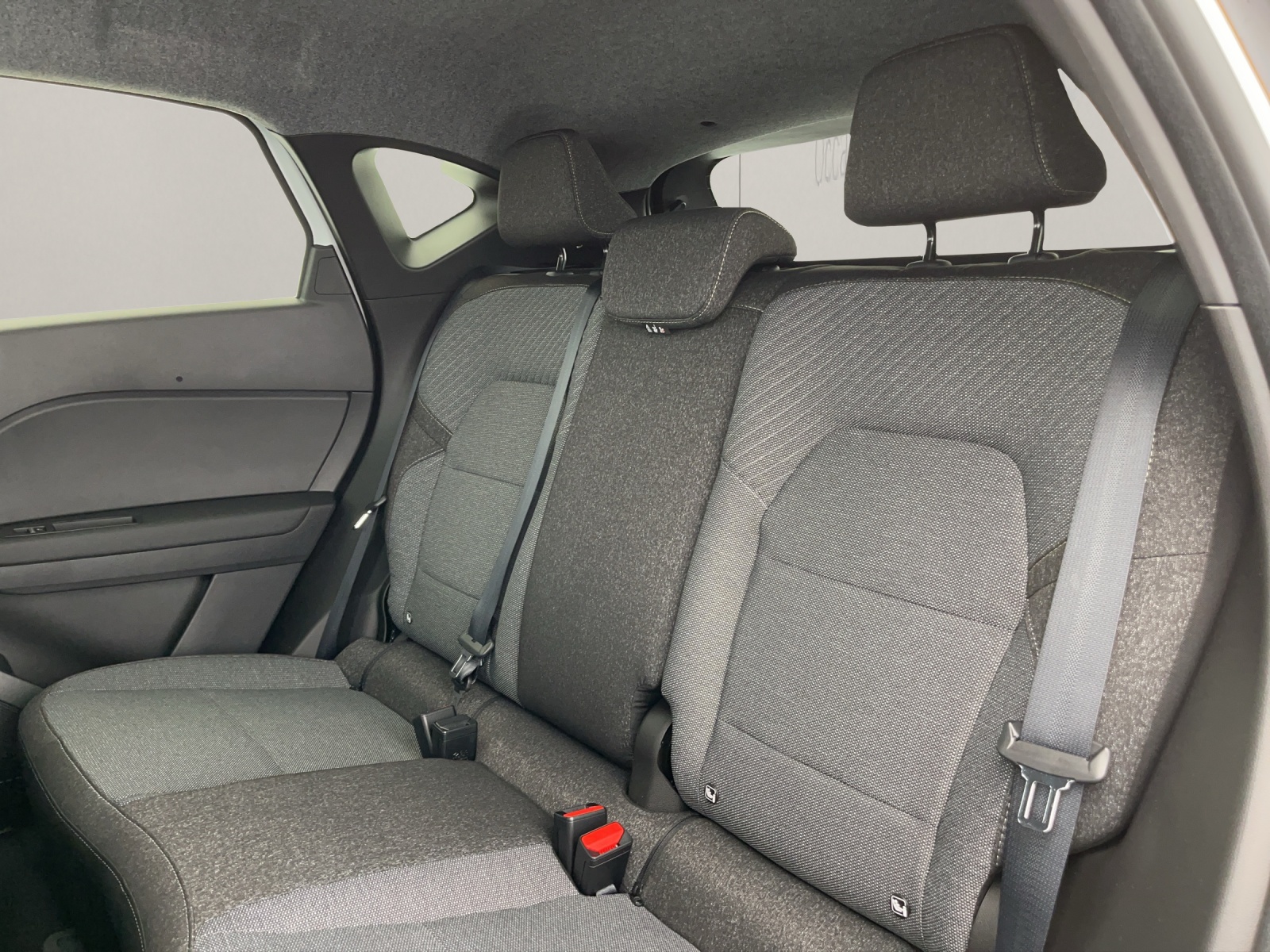 RENAULT Captur 1.8 E-Tech techno-image-16