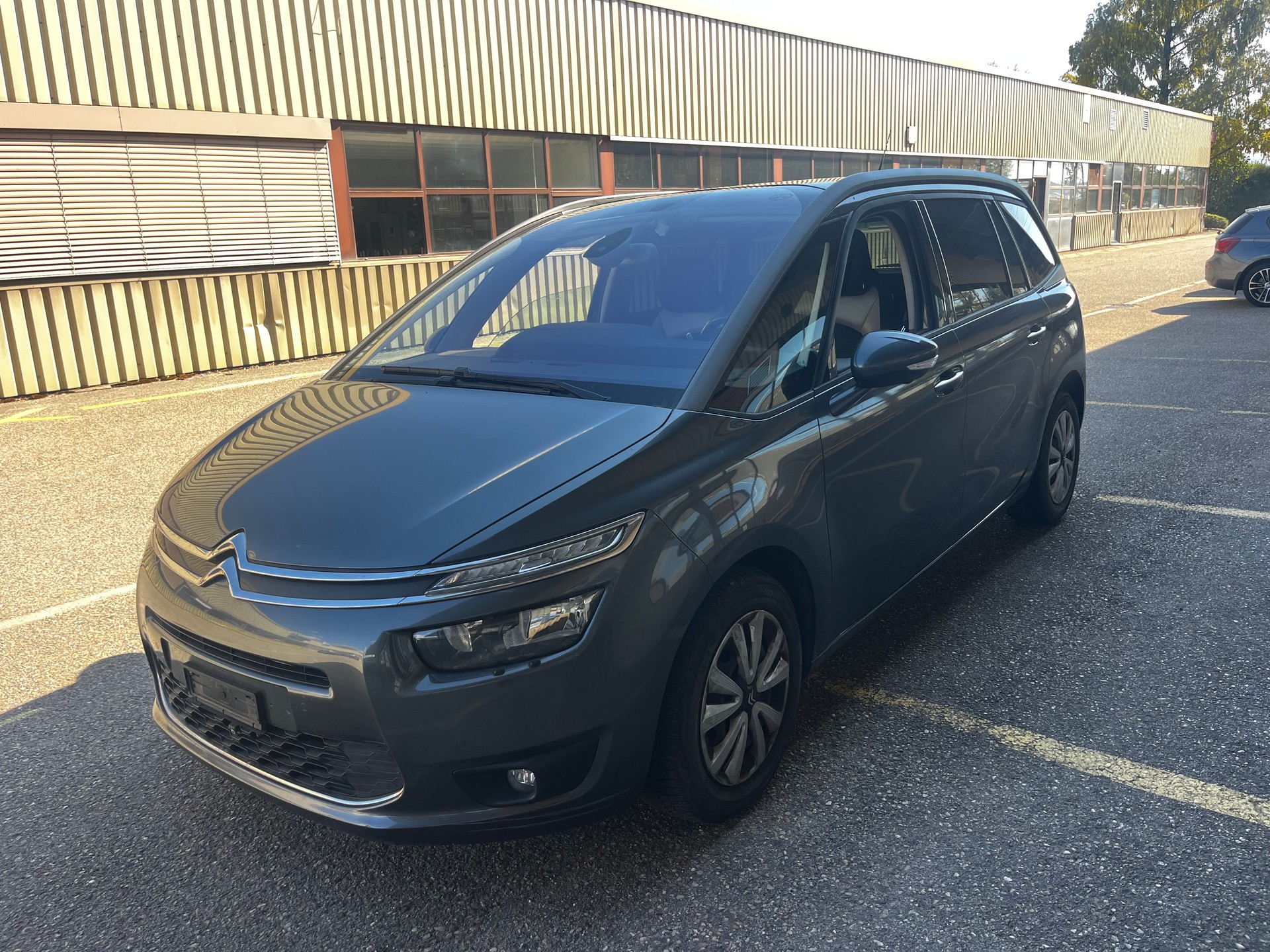 CITROEN Grand C4 Picasso 2.0 BlueHDi Exclusive Automatic 7places-image-5