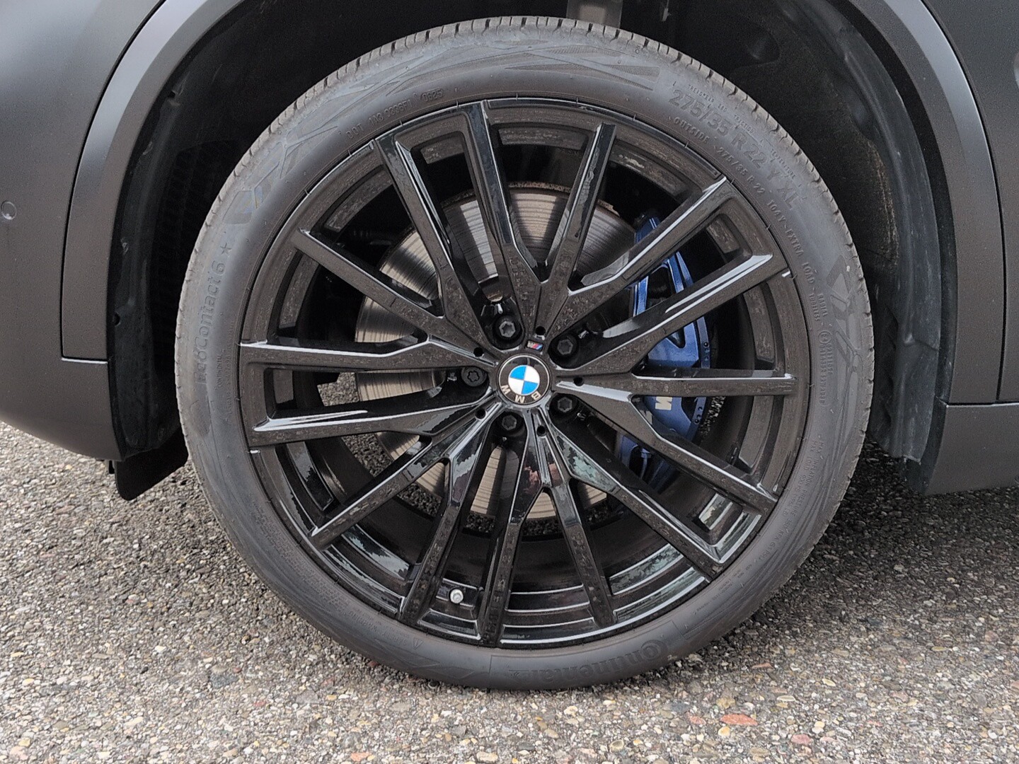 BMW X5 M50i xDrive-image-14