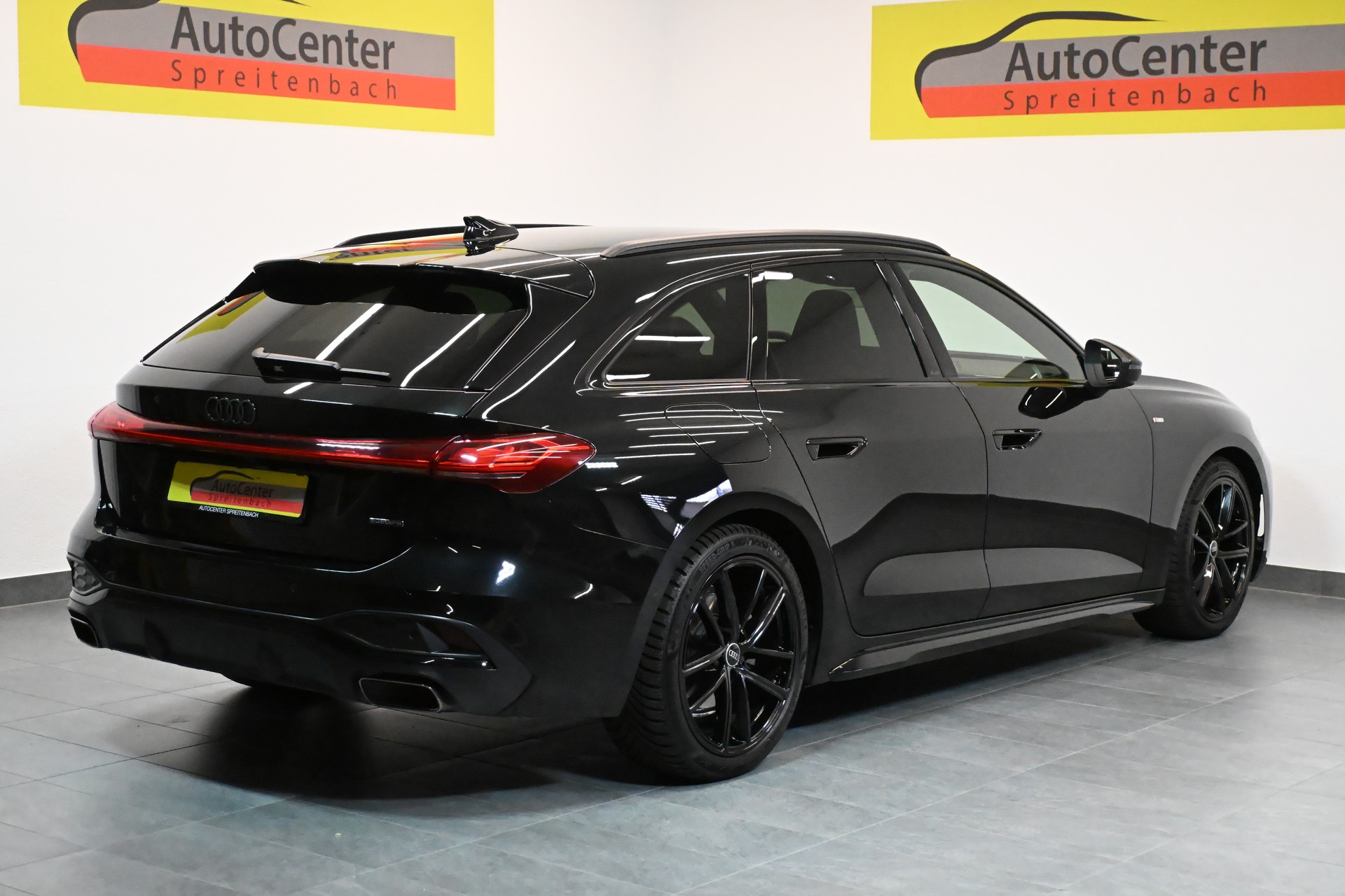 AUDI A5 Avant TFSI quattro 150 kW S tronic S-LINE SPORTPAKET-image-12