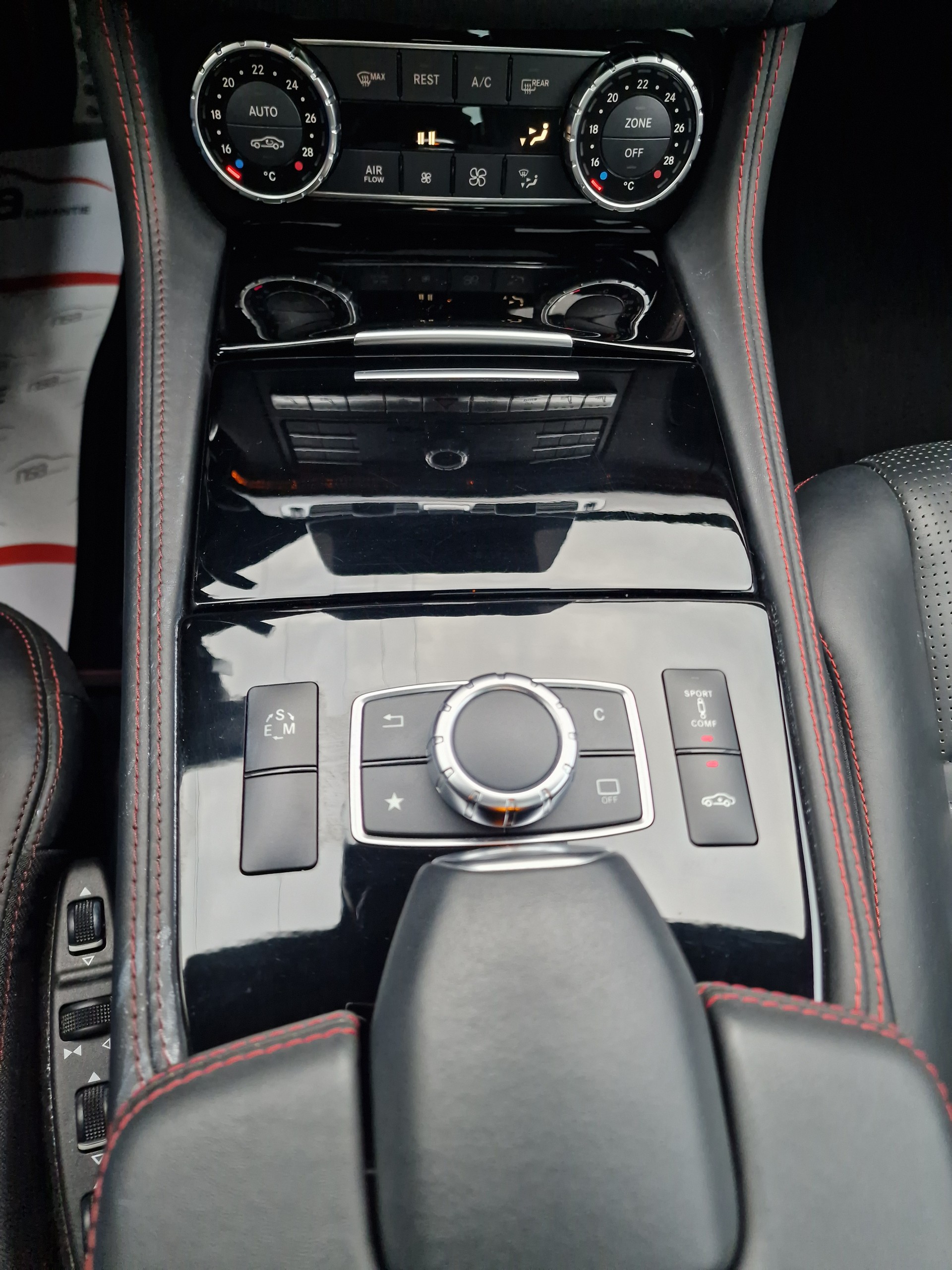 MERCEDES-BENZ CLS 400 4Matic 9G-Tronic-image-15