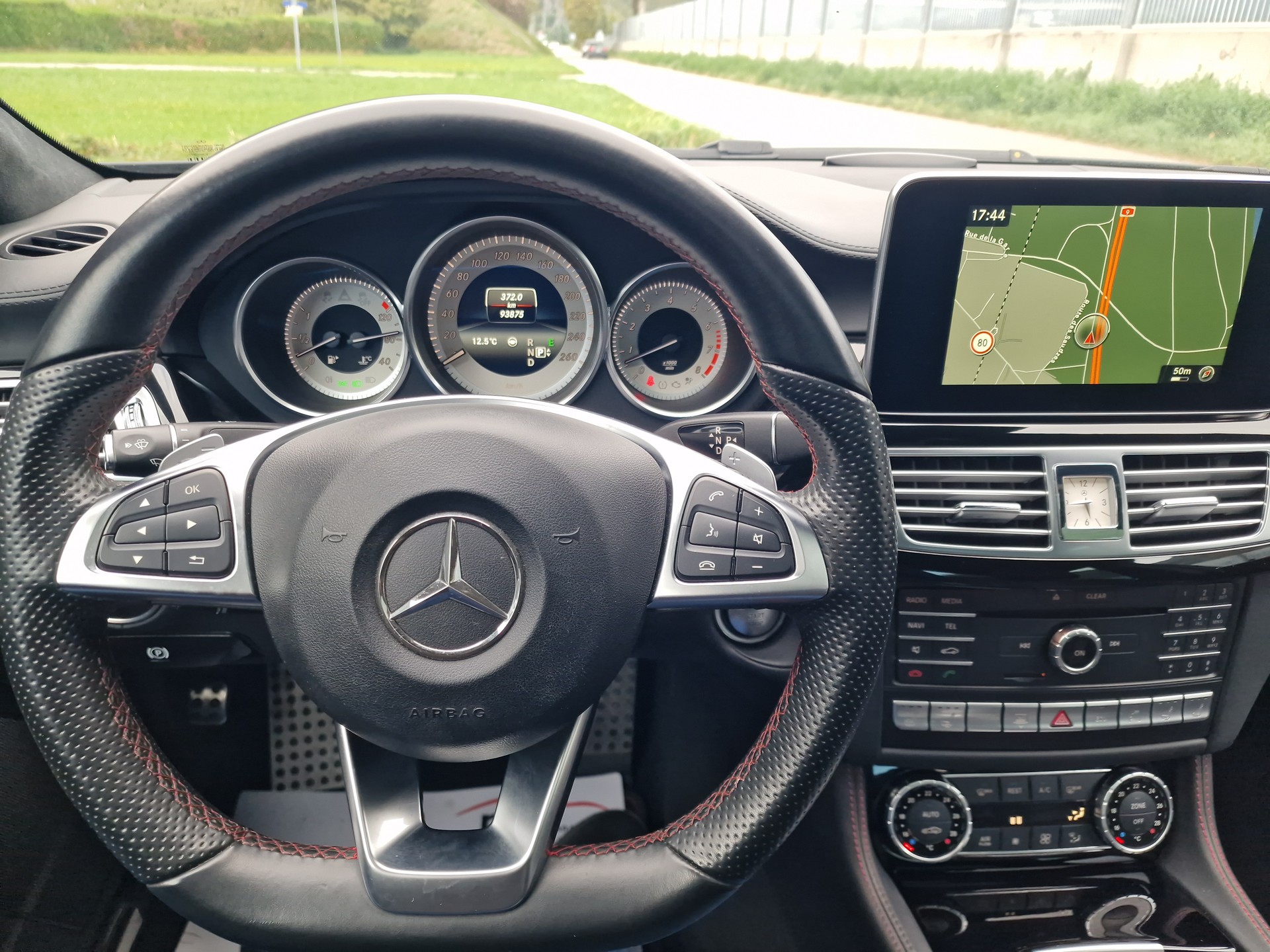 MERCEDES-BENZ CLS 400 4Matic 9G-Tronic-image-9
