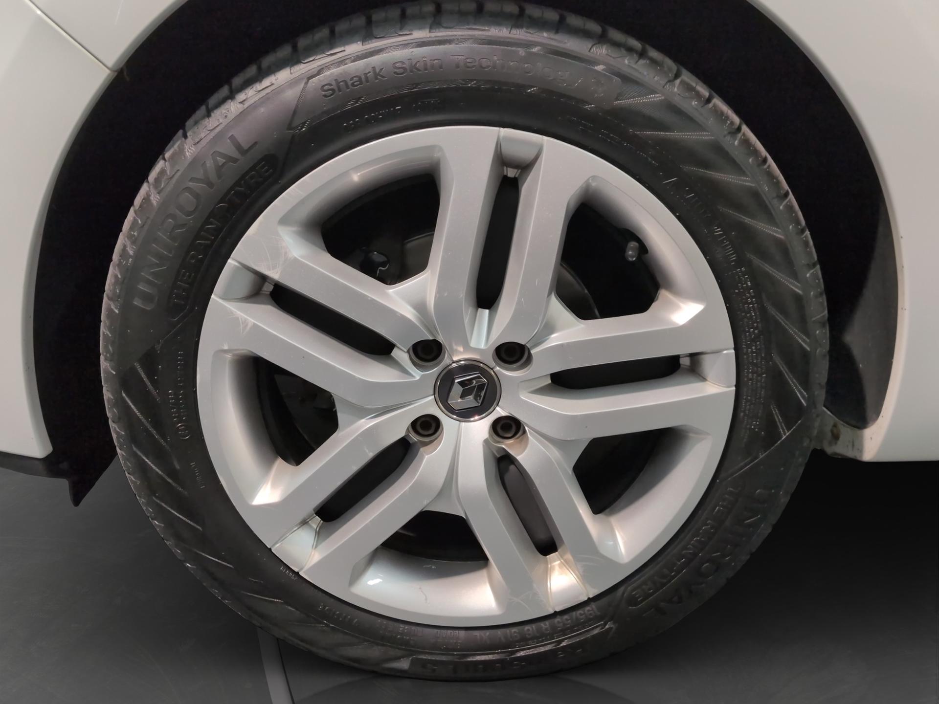 RENAULT Clio 0.9 Long Life-image-22