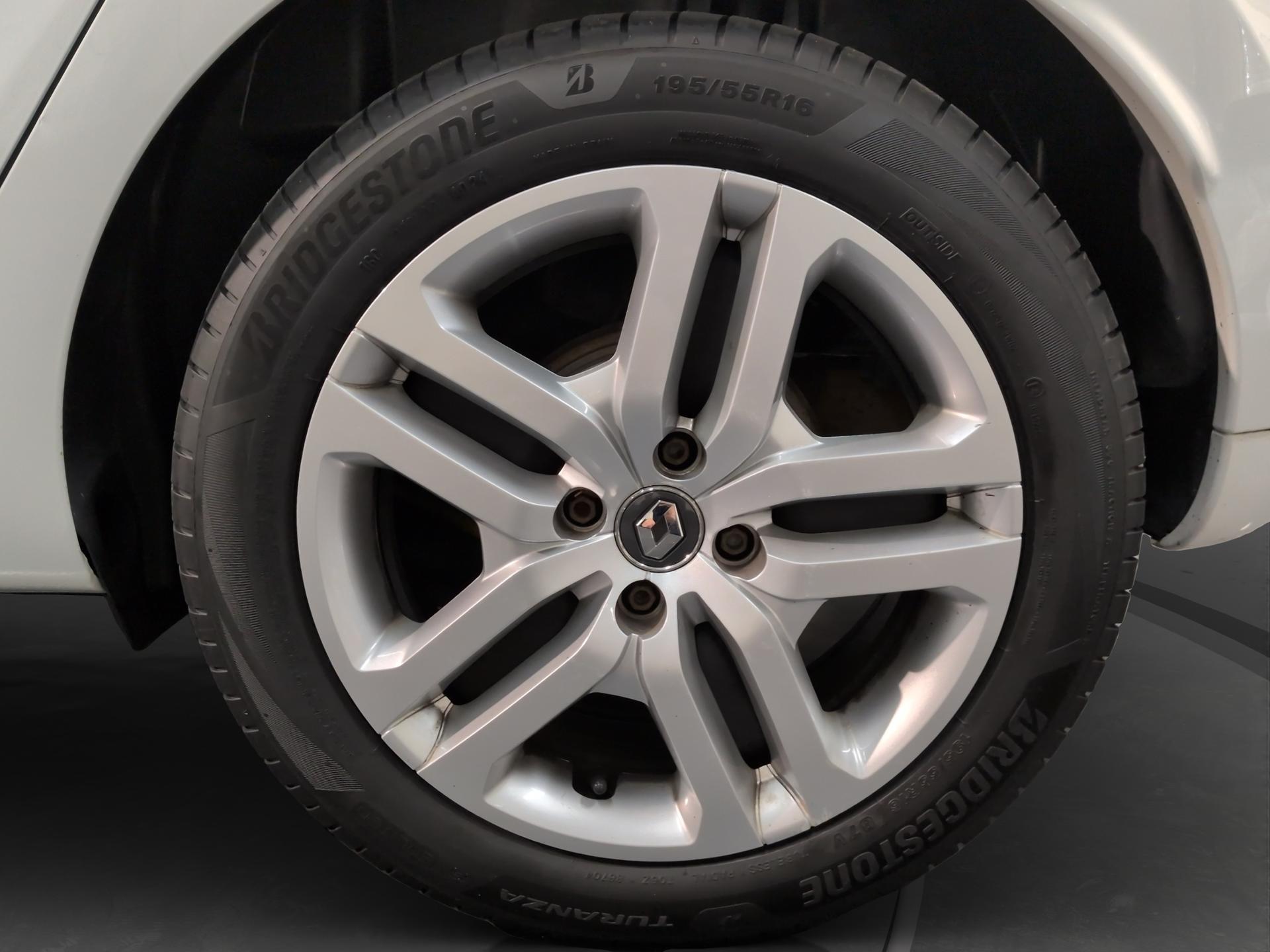 RENAULT Clio 0.9 Long Life-image-23