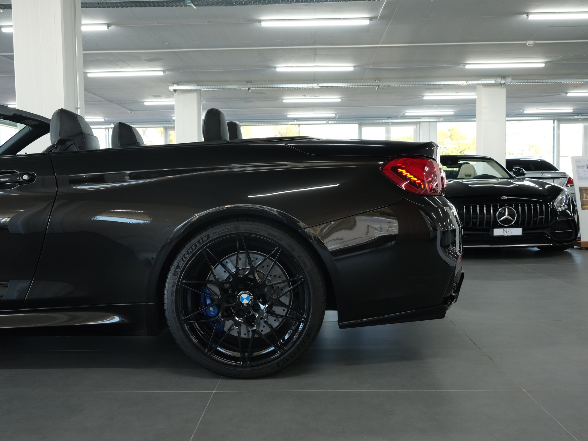 BMW M4 Cabriolet Competition DKG *Harman & Kardon* *M - Performance* *Rückfahrkamera*-image-7