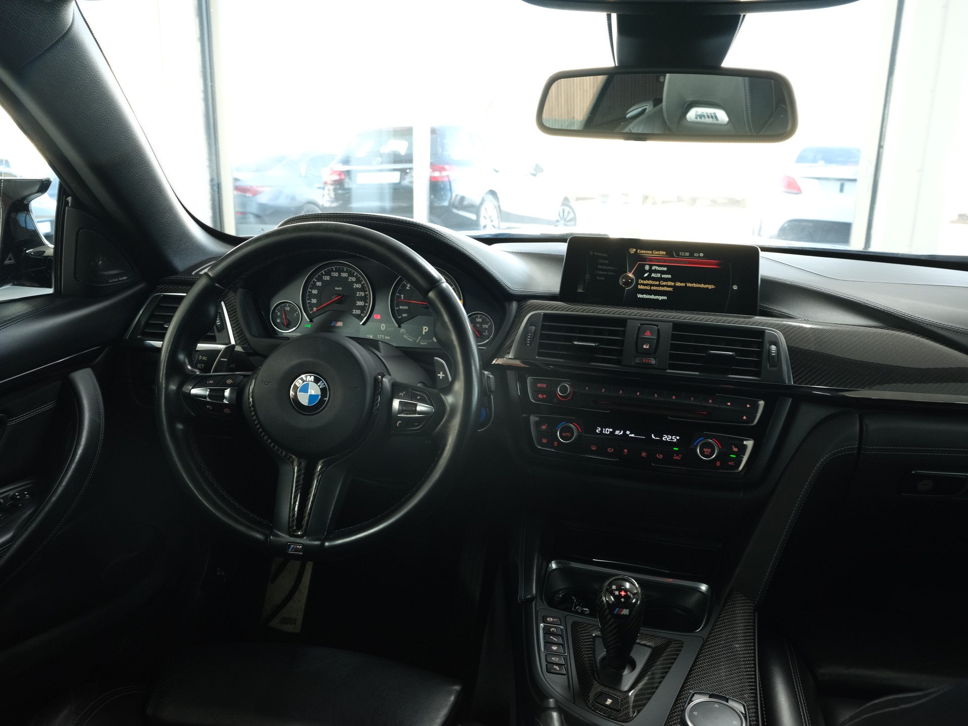 BMW M4 Cabriolet Competition DKG *Harman & Kardon* *M - Performance* *Rückfahrkamera*-image-29