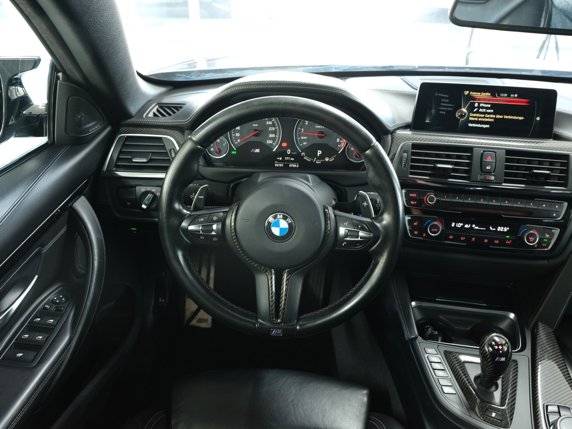 BMW M4 Cabriolet Competition DKG *Harman & Kardon* *M - Performance* *Rückfahrkamera*-image-30