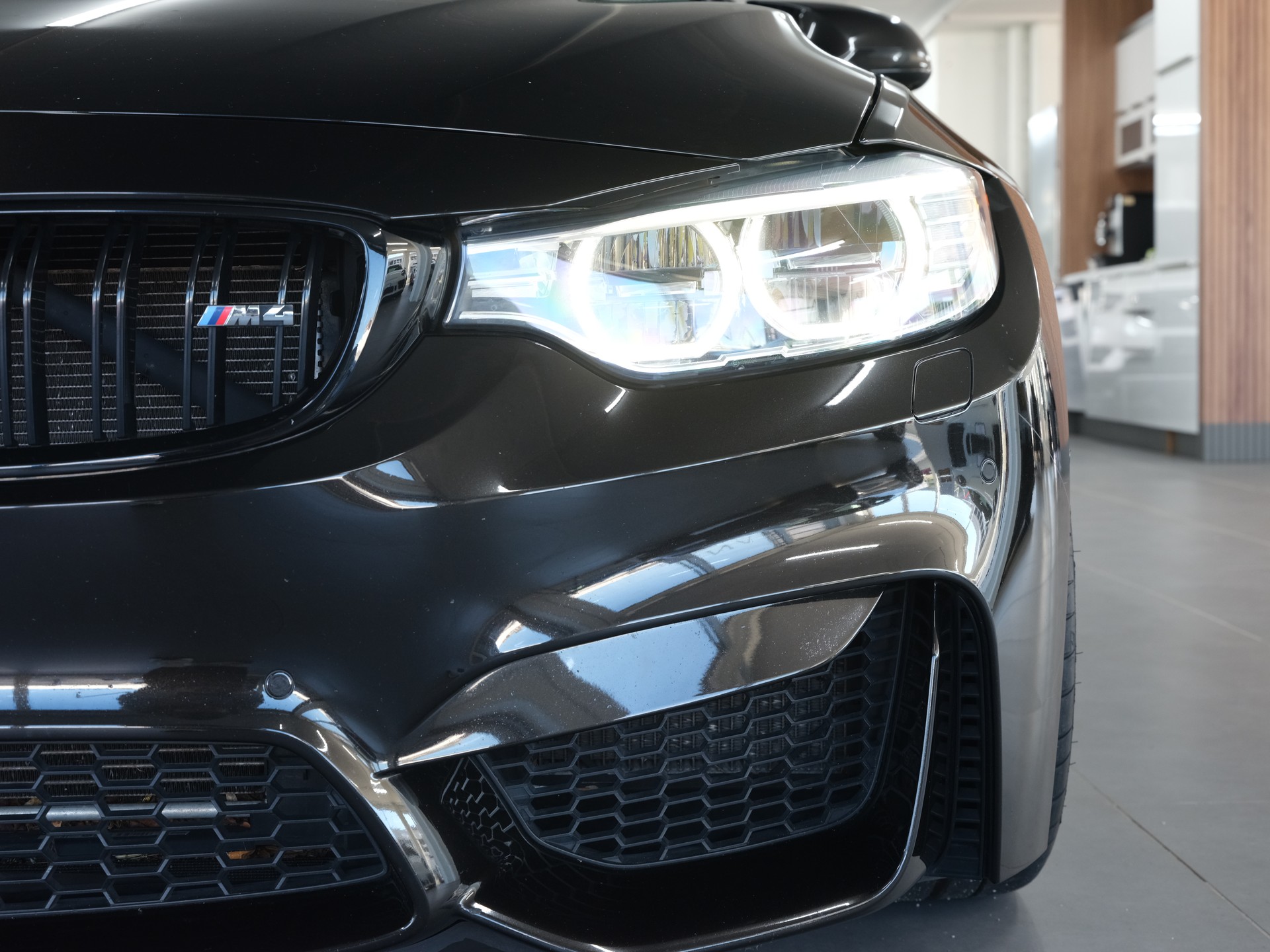 BMW M4 Cabriolet Competition DKG *Harman & Kardon* *M - Performance* *Rückfahrkamera*-image-15