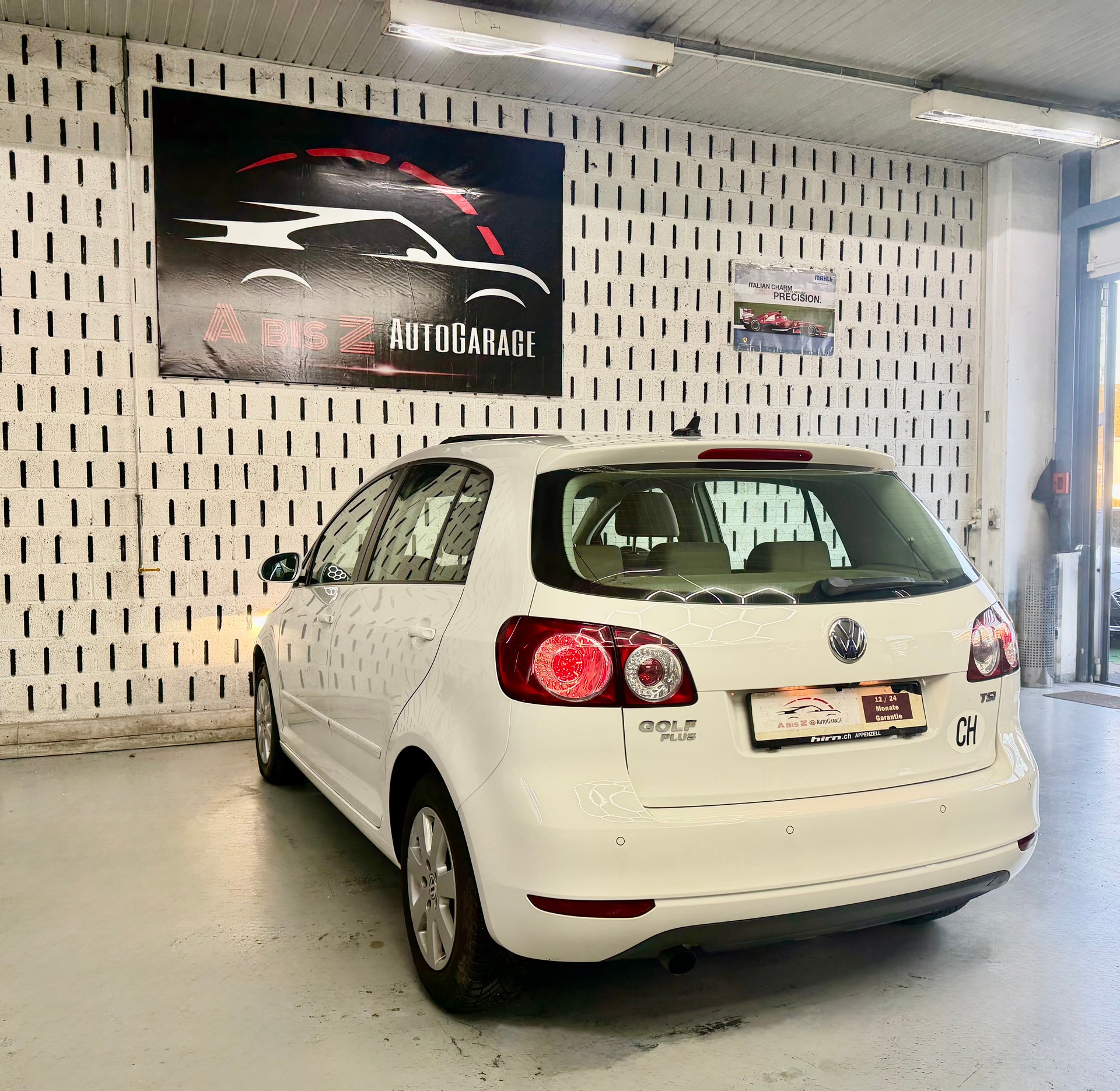 VW Golf Plus 1.2 TSI Team DSG-image-18