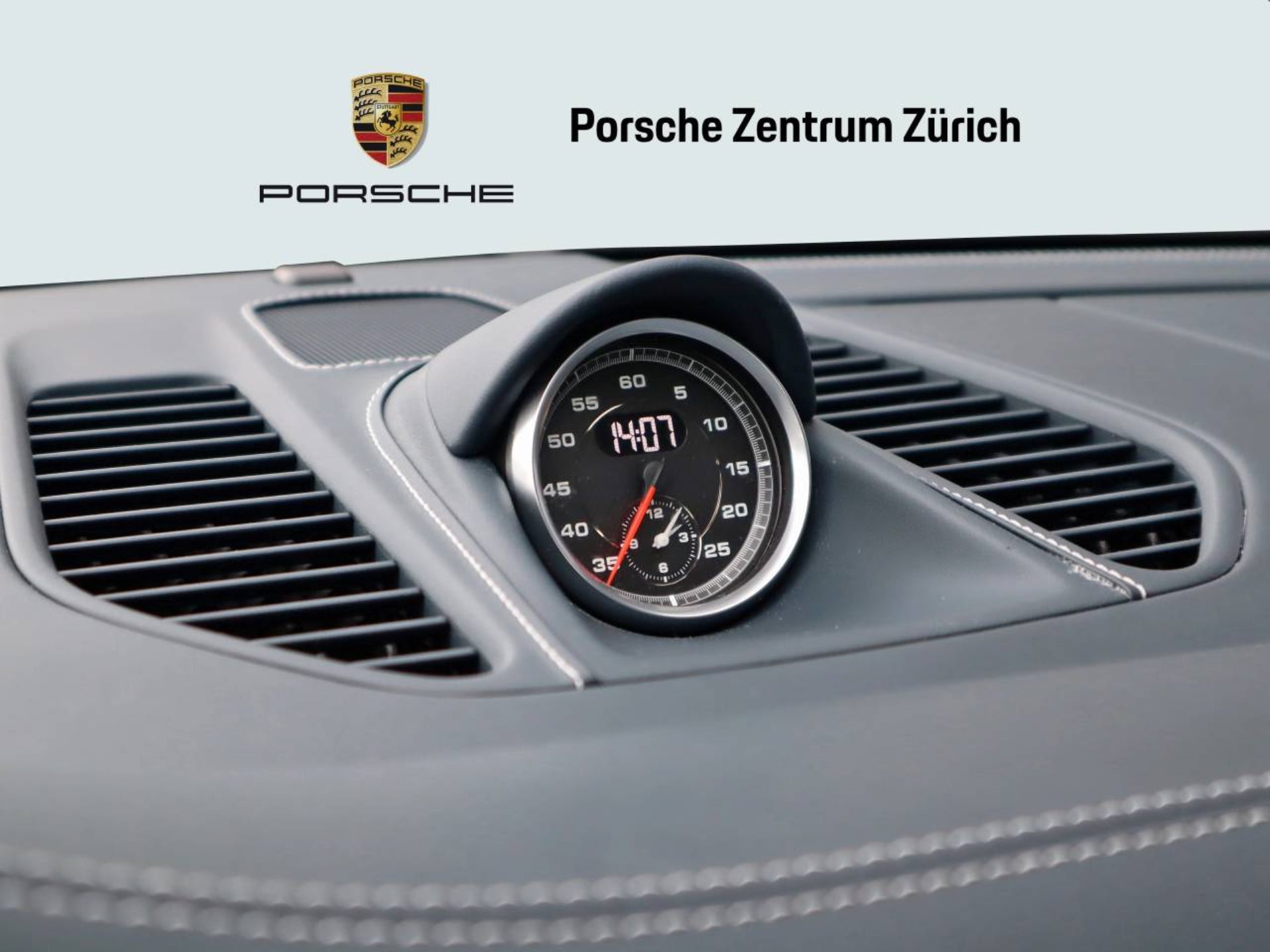 PORSCHE 911 Carrera-image-11