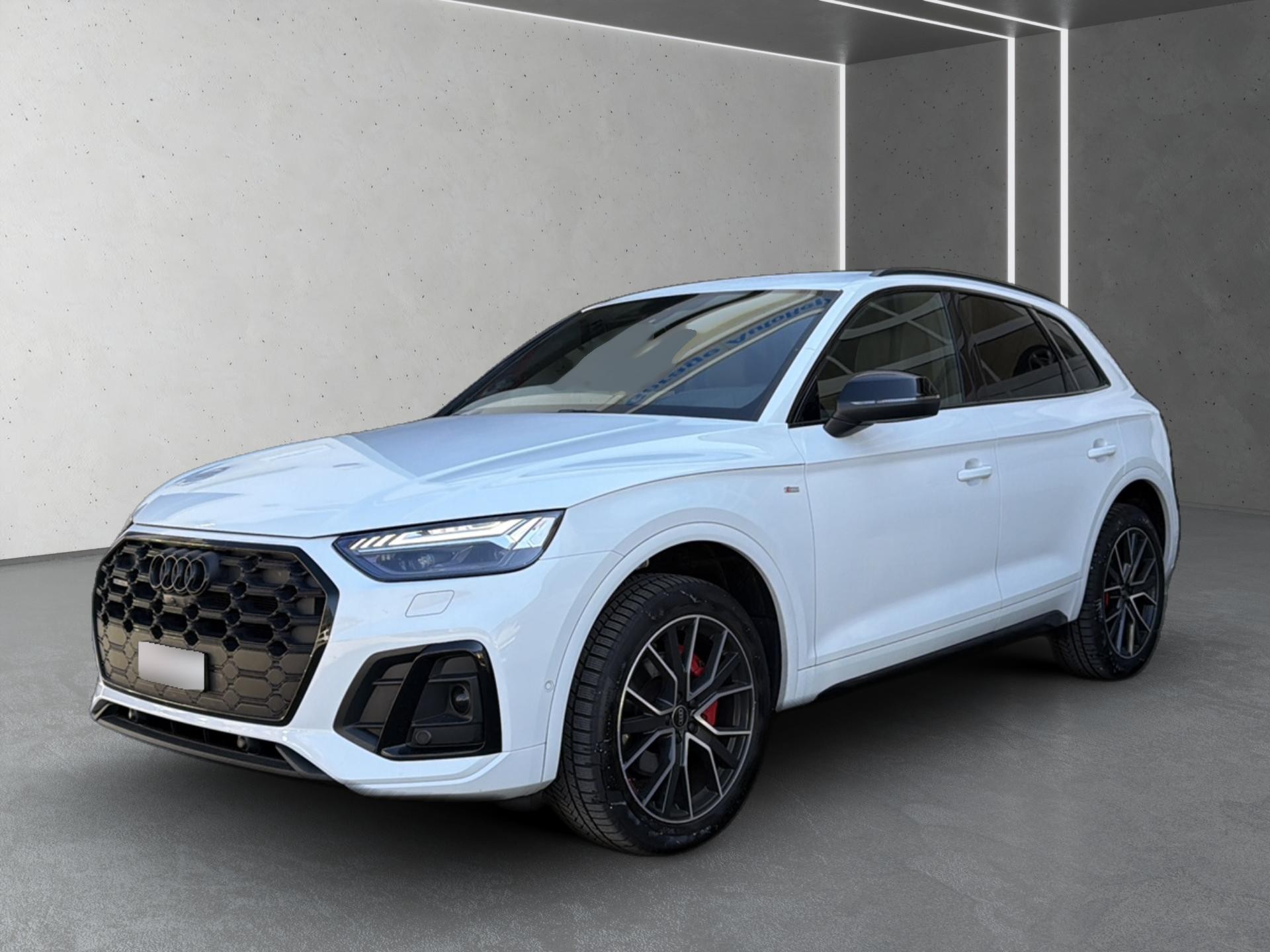 AUDI Q5 40 TDI Black Edition quattro S-tronic-image-3