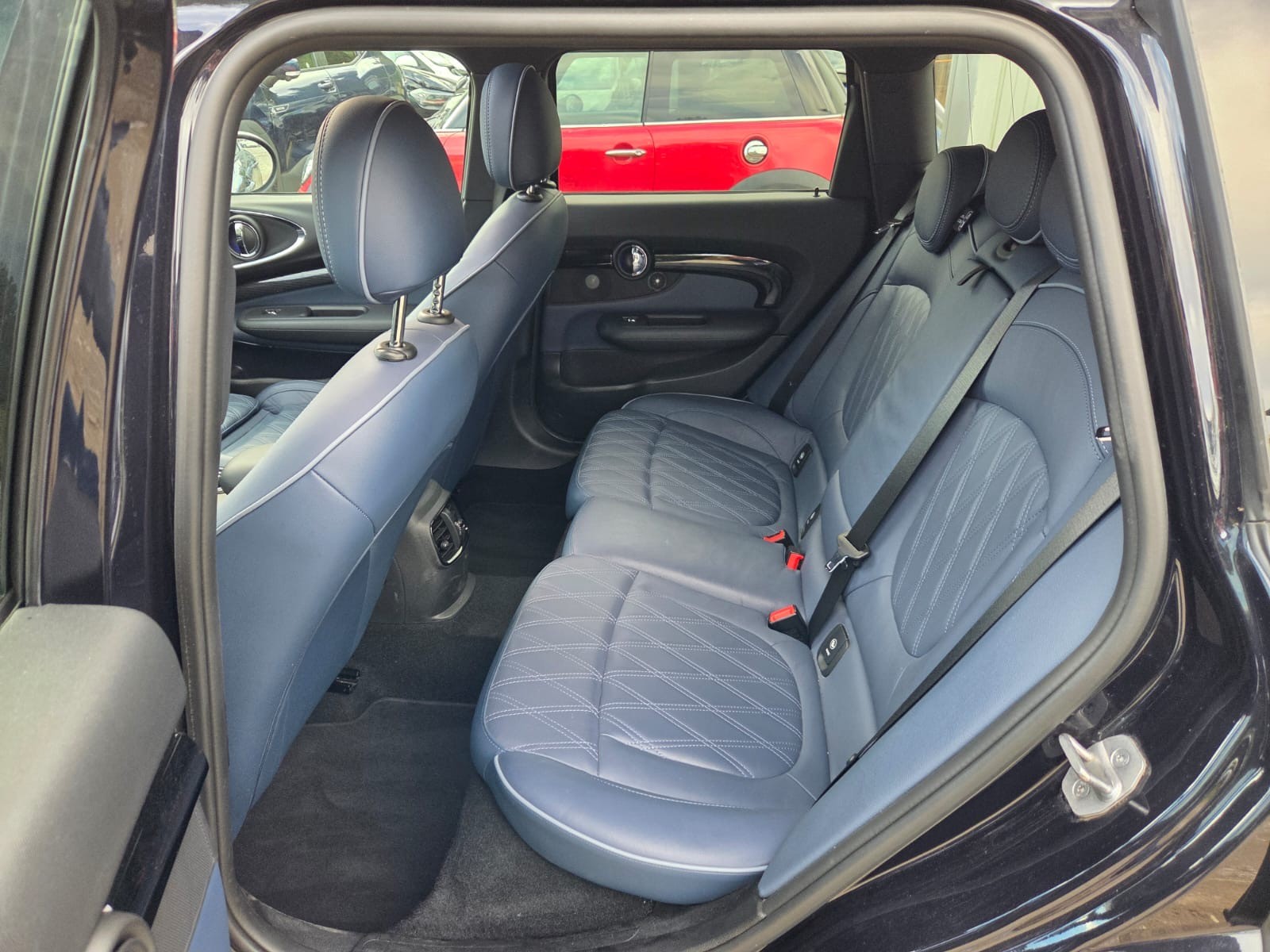 MINI Clubman Cooper John Cooper Works ALL4 Steptronic-image-11