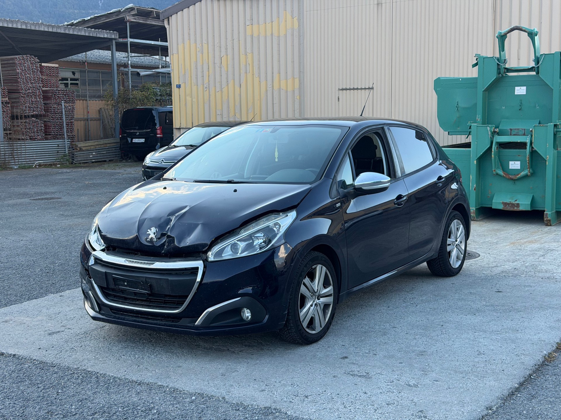 PEUGEOT 208 1.6 BlueHDi Active-image-0