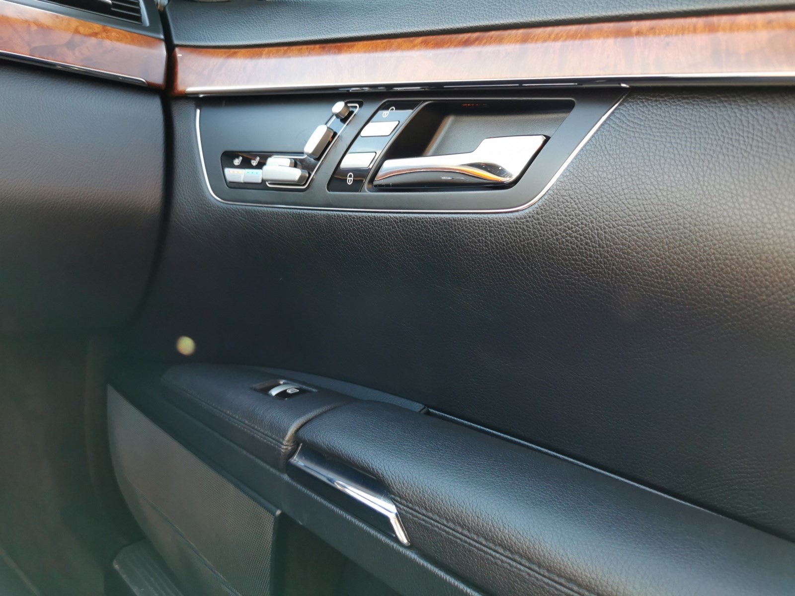 MERCEDES-BENZ S 450 L 4Matic 7G-Tronic-image-13