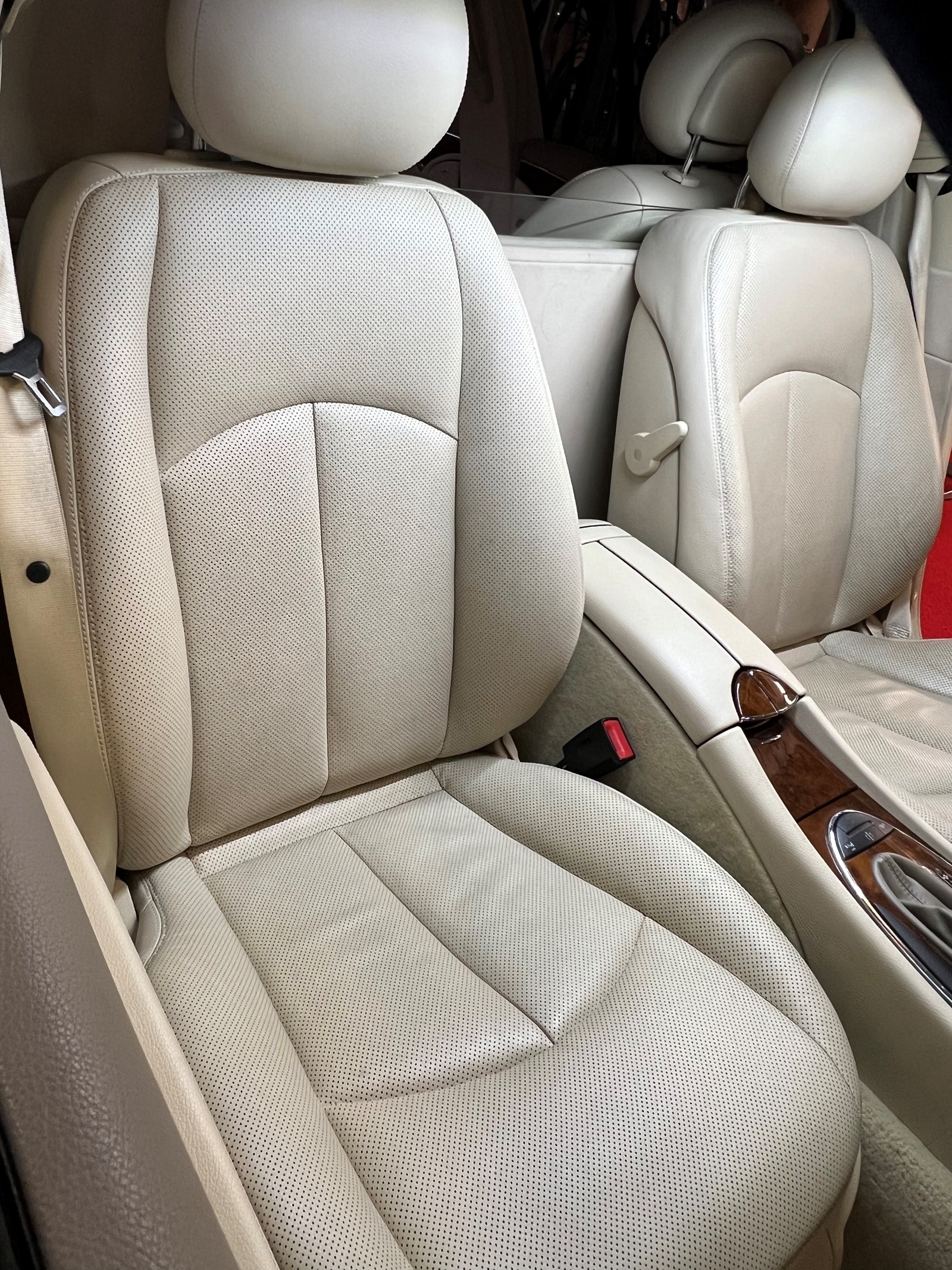 MERCEDES-BENZ E 320 ELEGANCE "EXTENDED LIMO 6 PLÄTZER"-image-22
