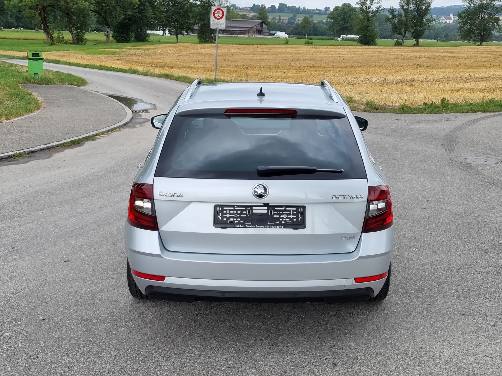 SKODA Octavia Combi 2.0 TDI Style 4x4 DSG-image-4
