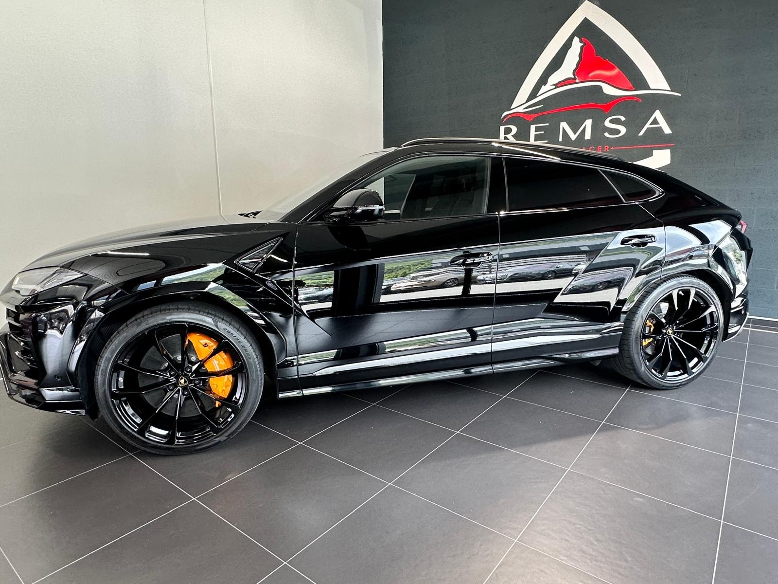 LAMBORGHINI Urus E-Gear-image-7