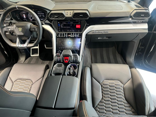 LAMBORGHINI Urus E-Gear-image-9