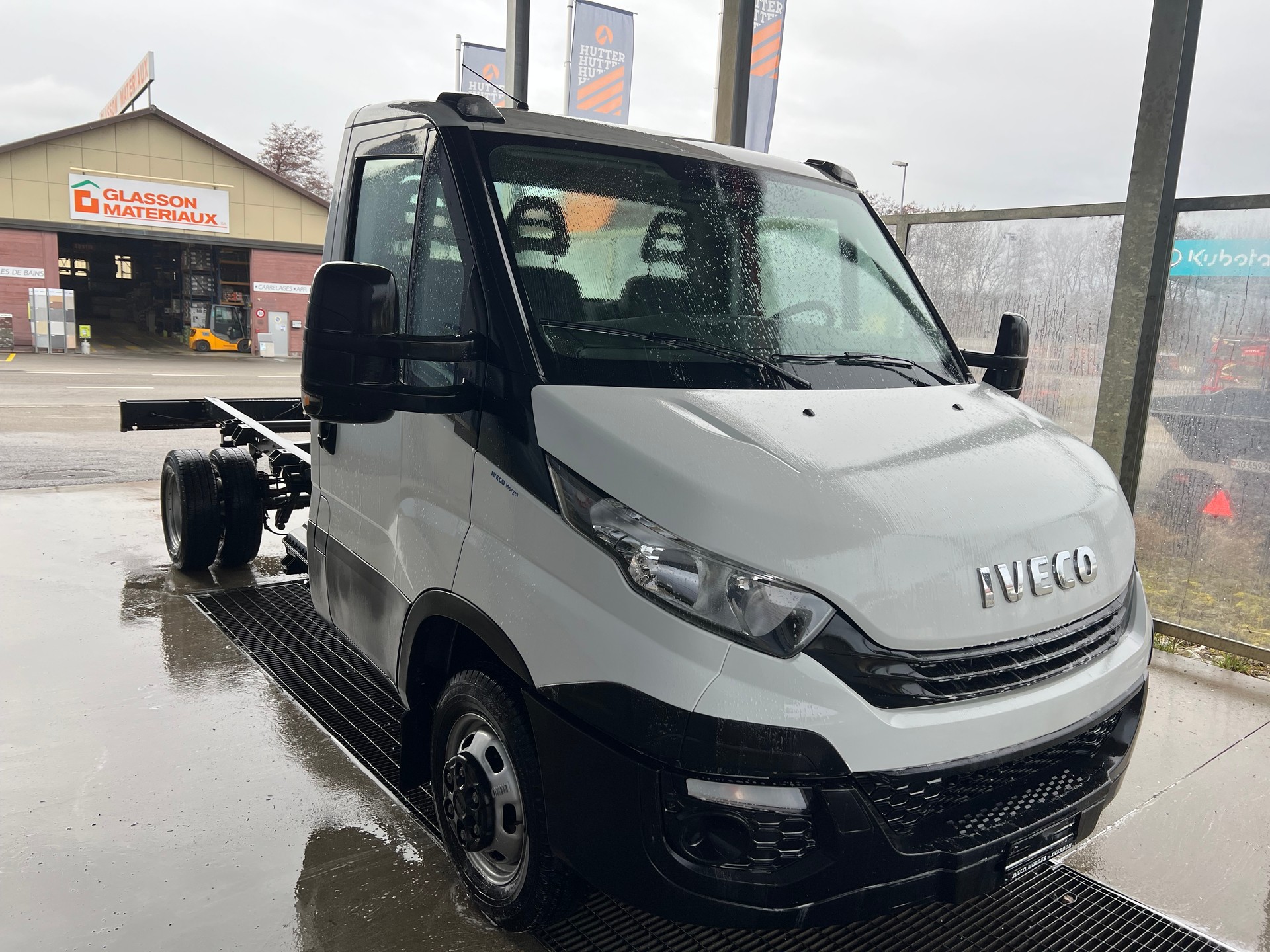 IVECO 35C15 3.0 Diesel Châssis cabine-image-2