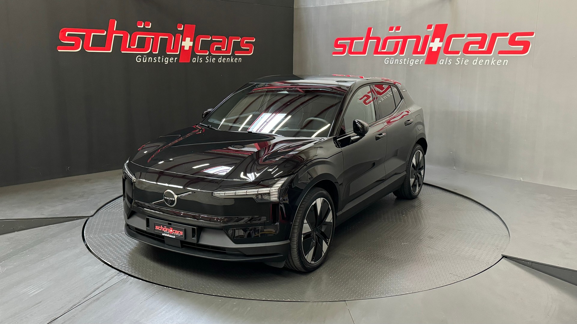 VOLVO EX30 E60 Twin Ultra Performance AWD-image-1