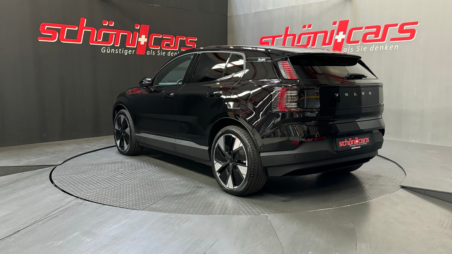 VOLVO EX30 E60 Twin Ultra Performance AWD-image-3