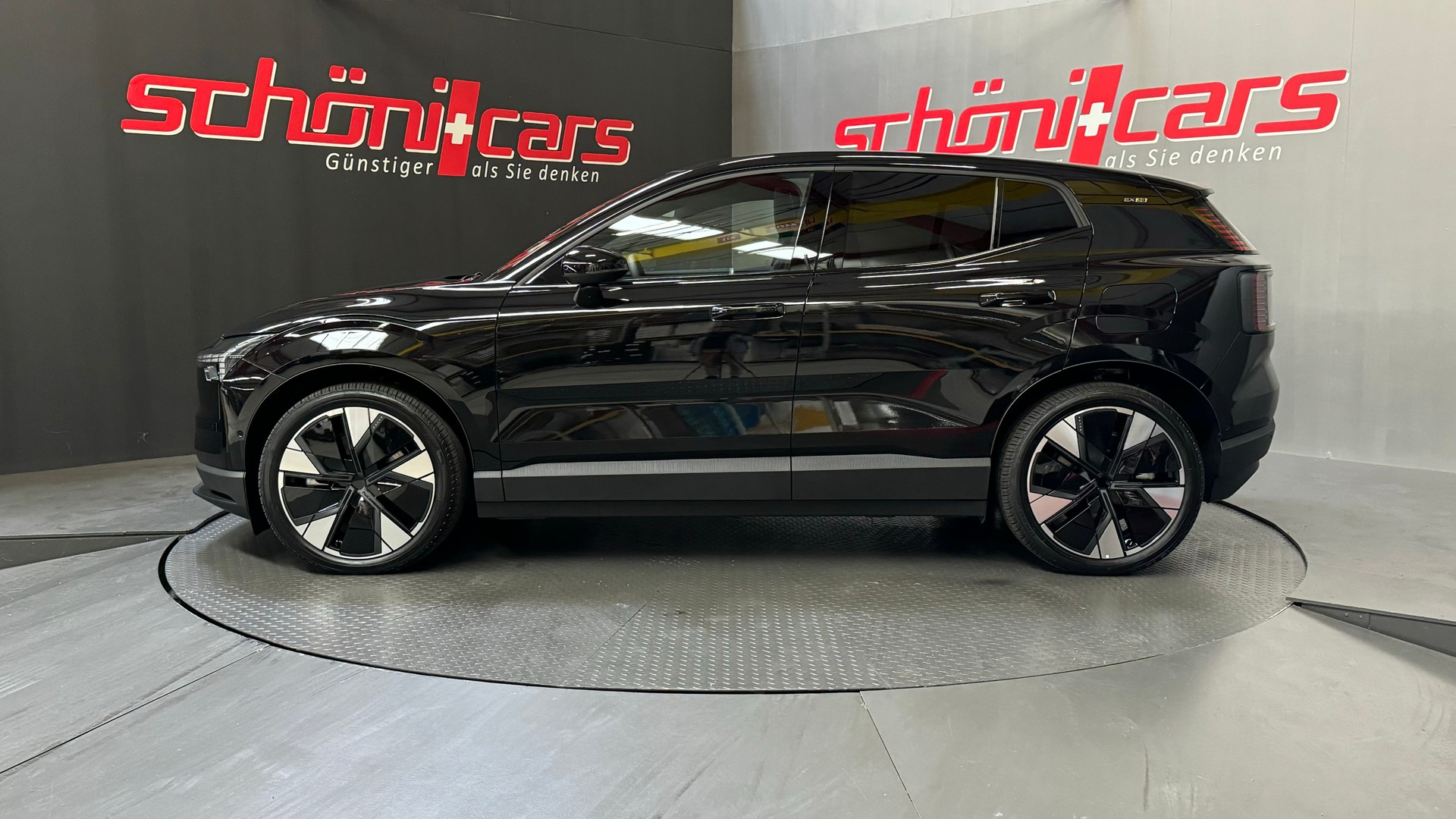 VOLVO EX30 E60 Twin Ultra Performance AWD-image-4
