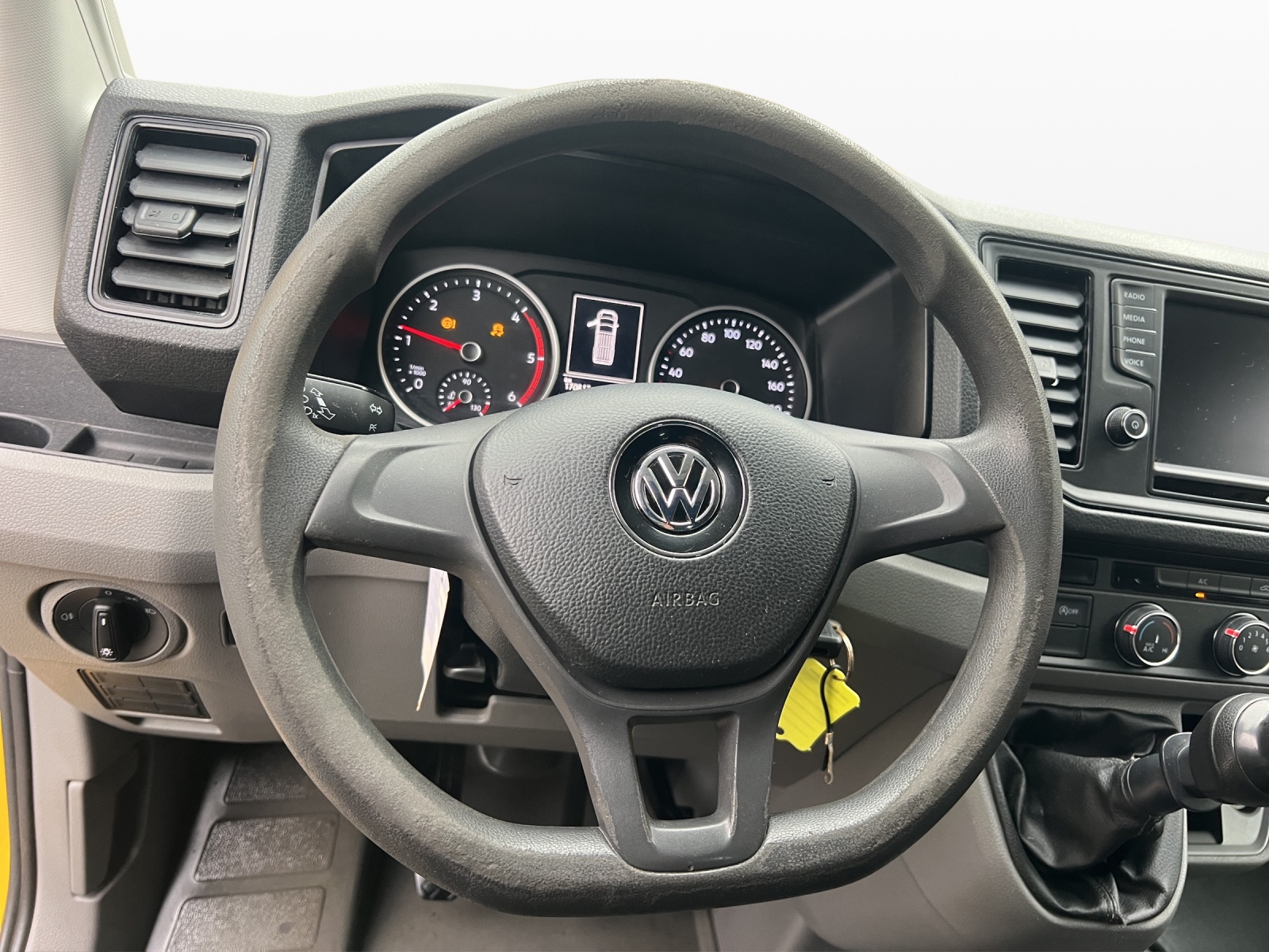 VW Crafter 35 2.0 TDI L4-image-9