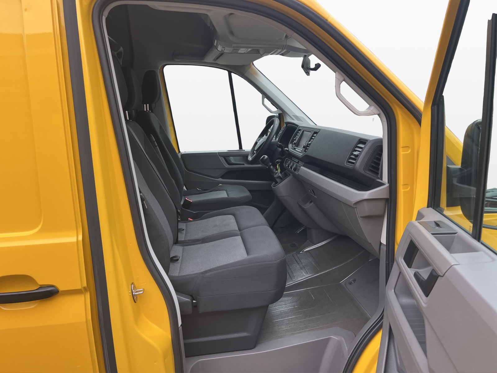 VW Crafter 35 2.0 TDI L4-image-13