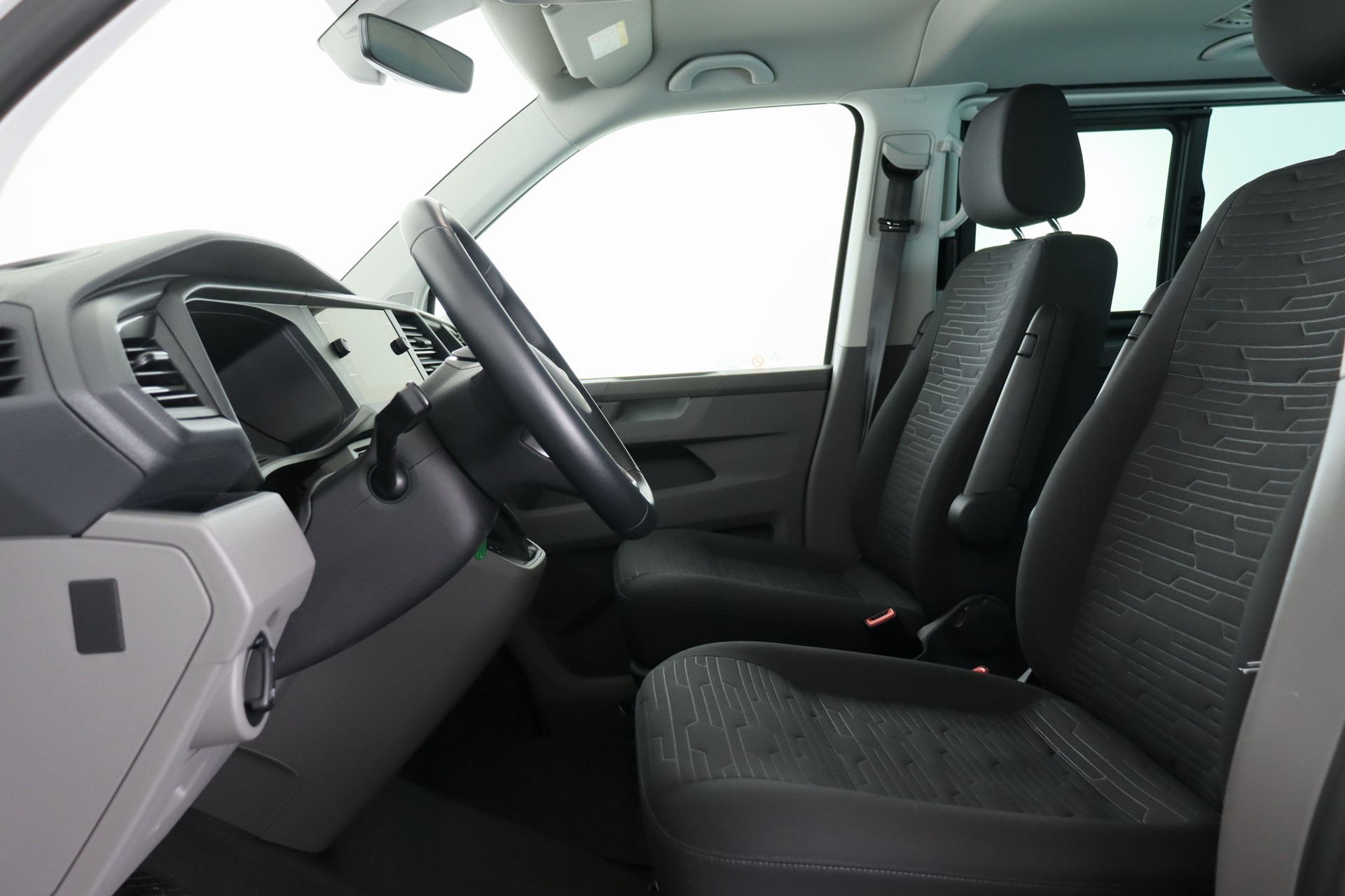 VW T6.1 Caravelle 2.0 TDI Comfortline Liberty DSG LWB-image-13