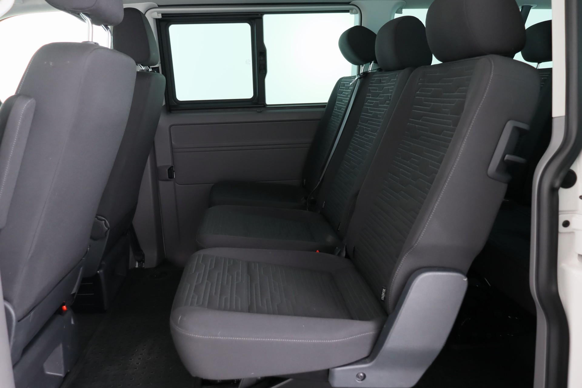 VW T6.1 Caravelle 2.0 TDI Comfortline Liberty DSG LWB-image-14