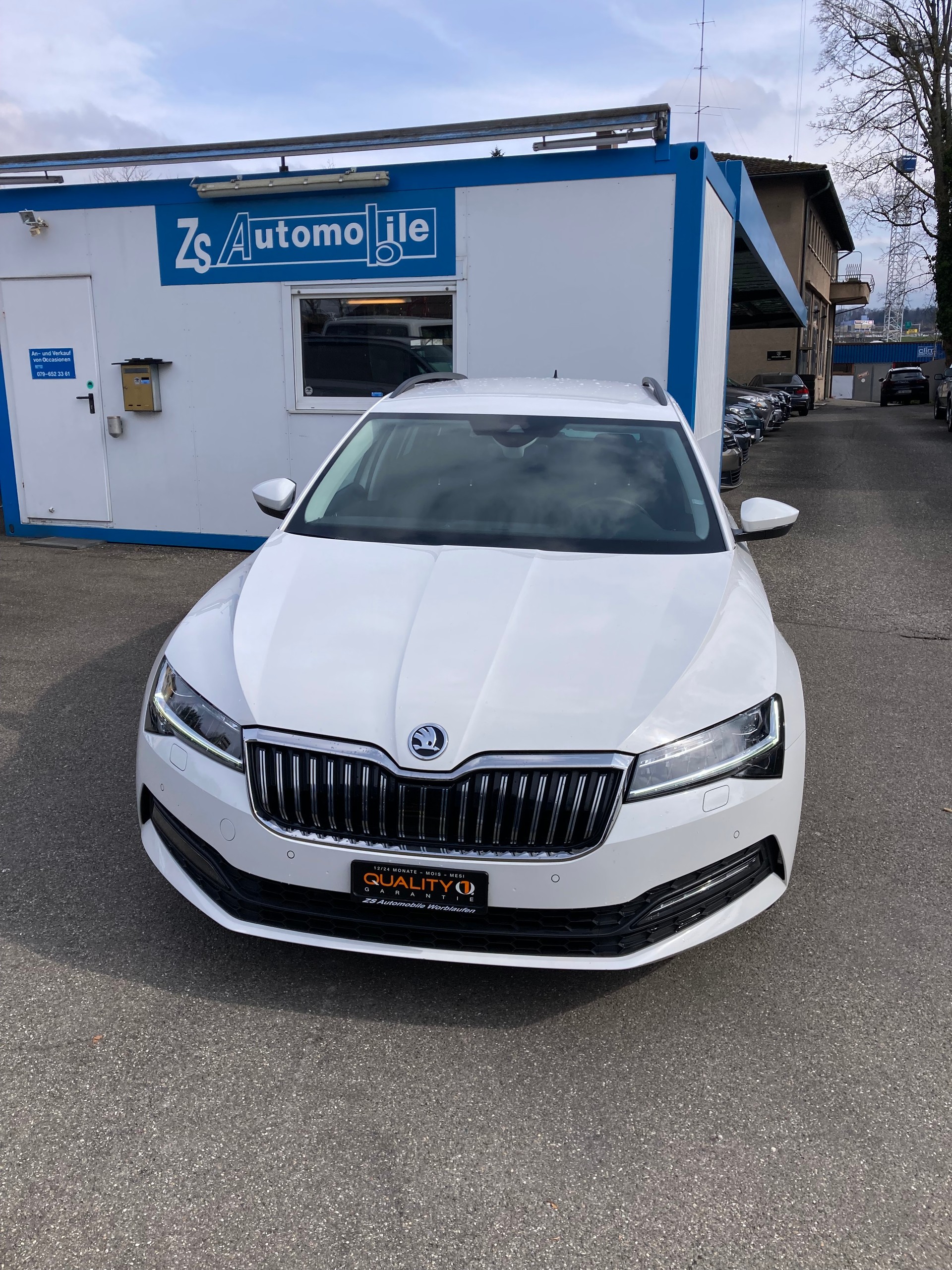 SKODA Superb Combi 2.0 TDi Ambition DSG-image-5