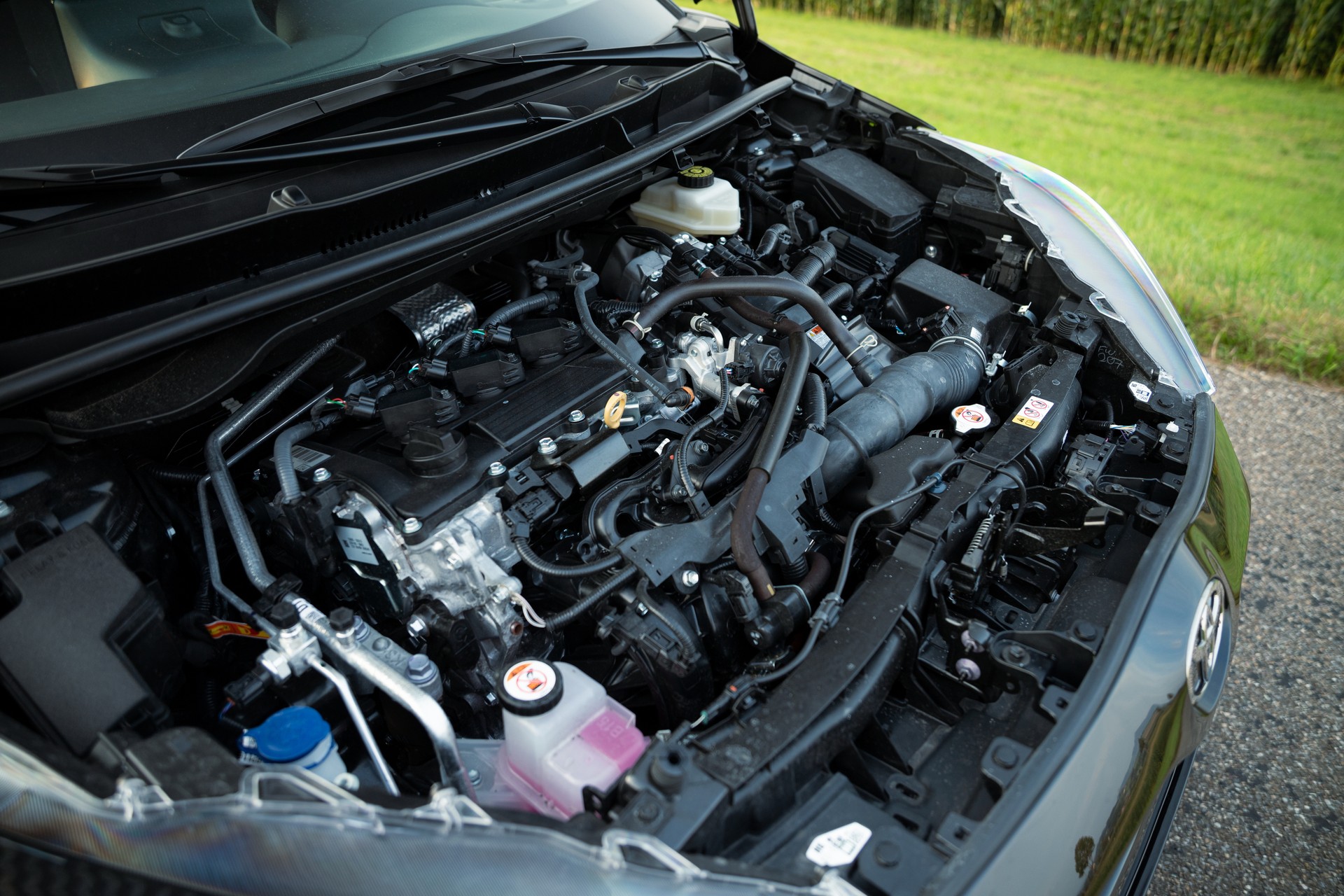 TOYOTA Yaris 1.5 Comfort e-CVT-image-19