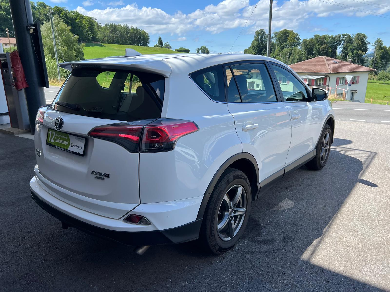 TOYOTA RAV-4 2.0 Luna-image-3