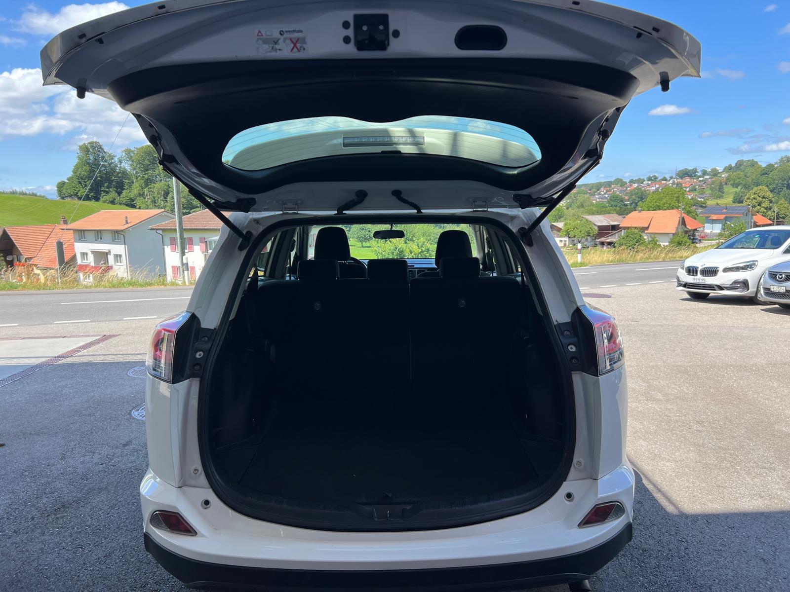 TOYOTA RAV-4 2.0 Luna-image-11