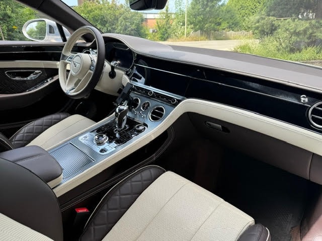 BENTLEY Continental GT 6.0 W12-image-5