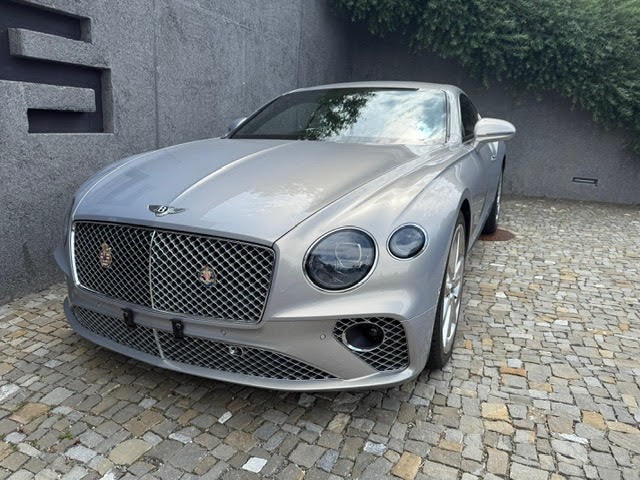 BENTLEY Continental GT 6.0 W12-image-2