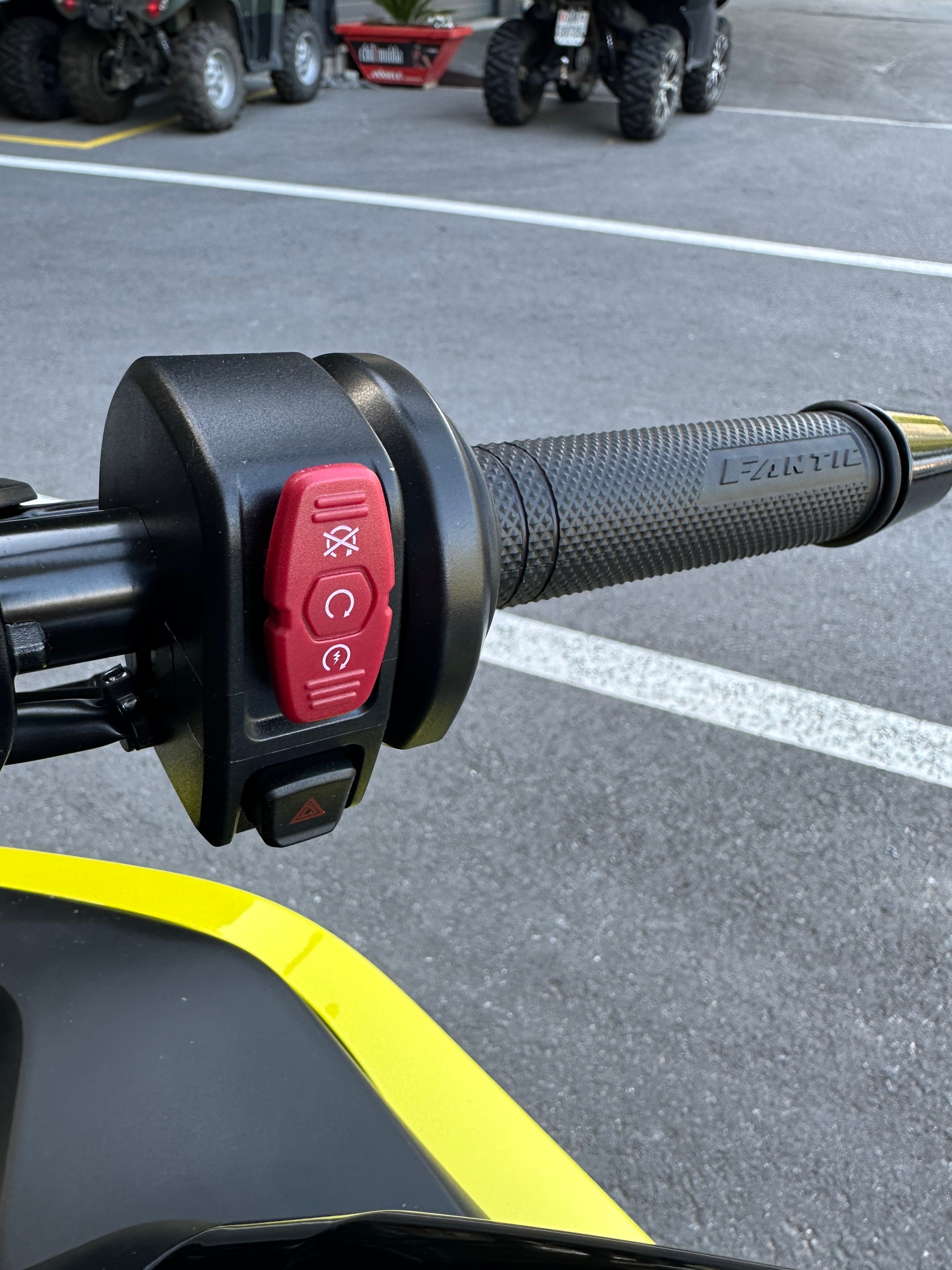 FANTIC STEALTH 125-image-11