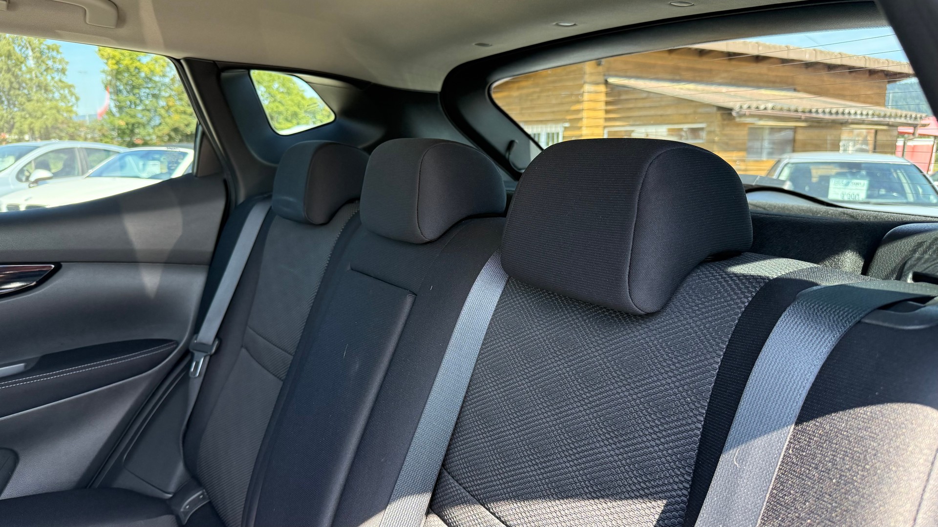 NISSAN Qashqai 1.2 DIG-T visia-image-11