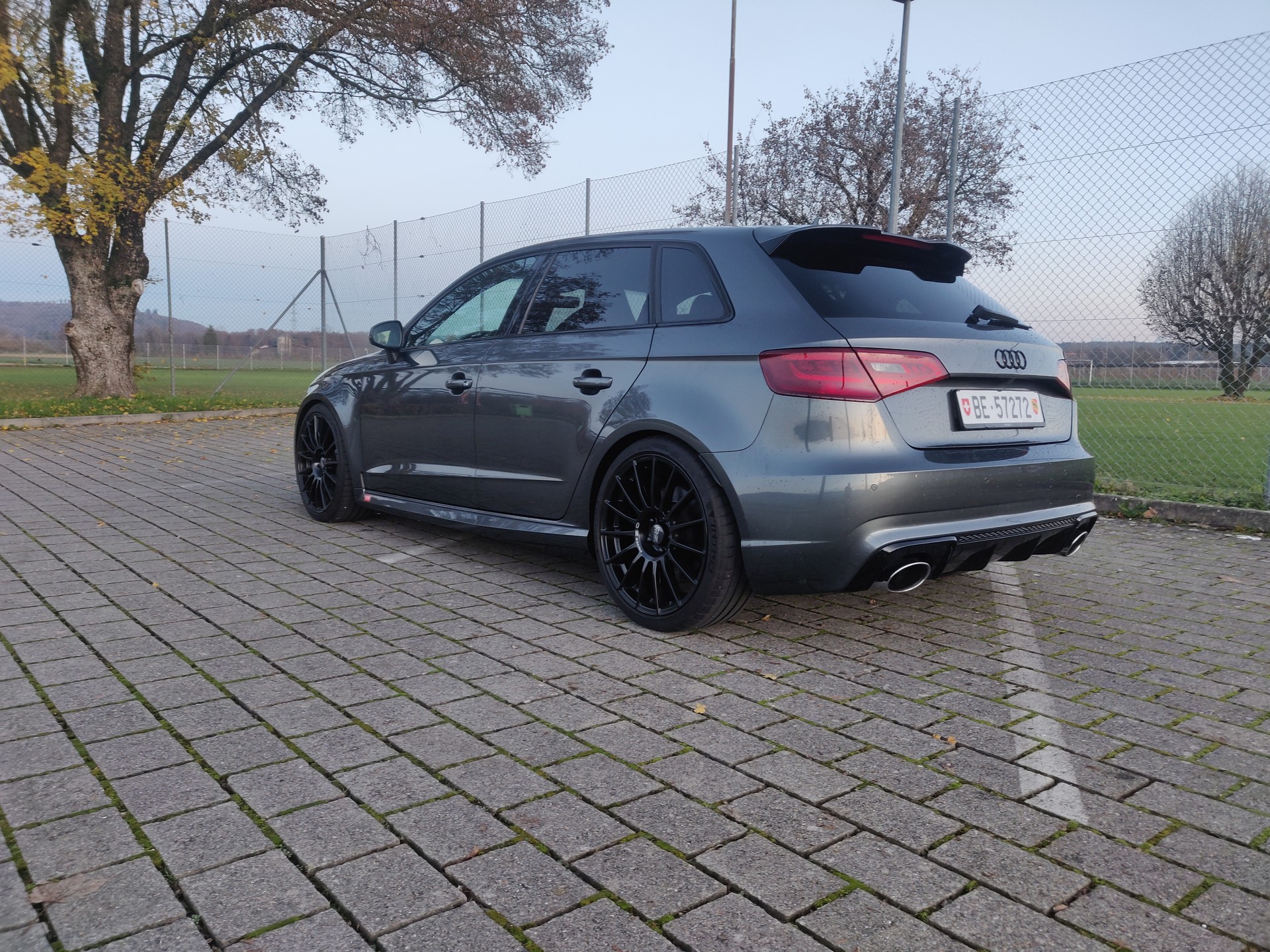 AUDI RS3 2.5 TSI quattro S-tronic-image-5