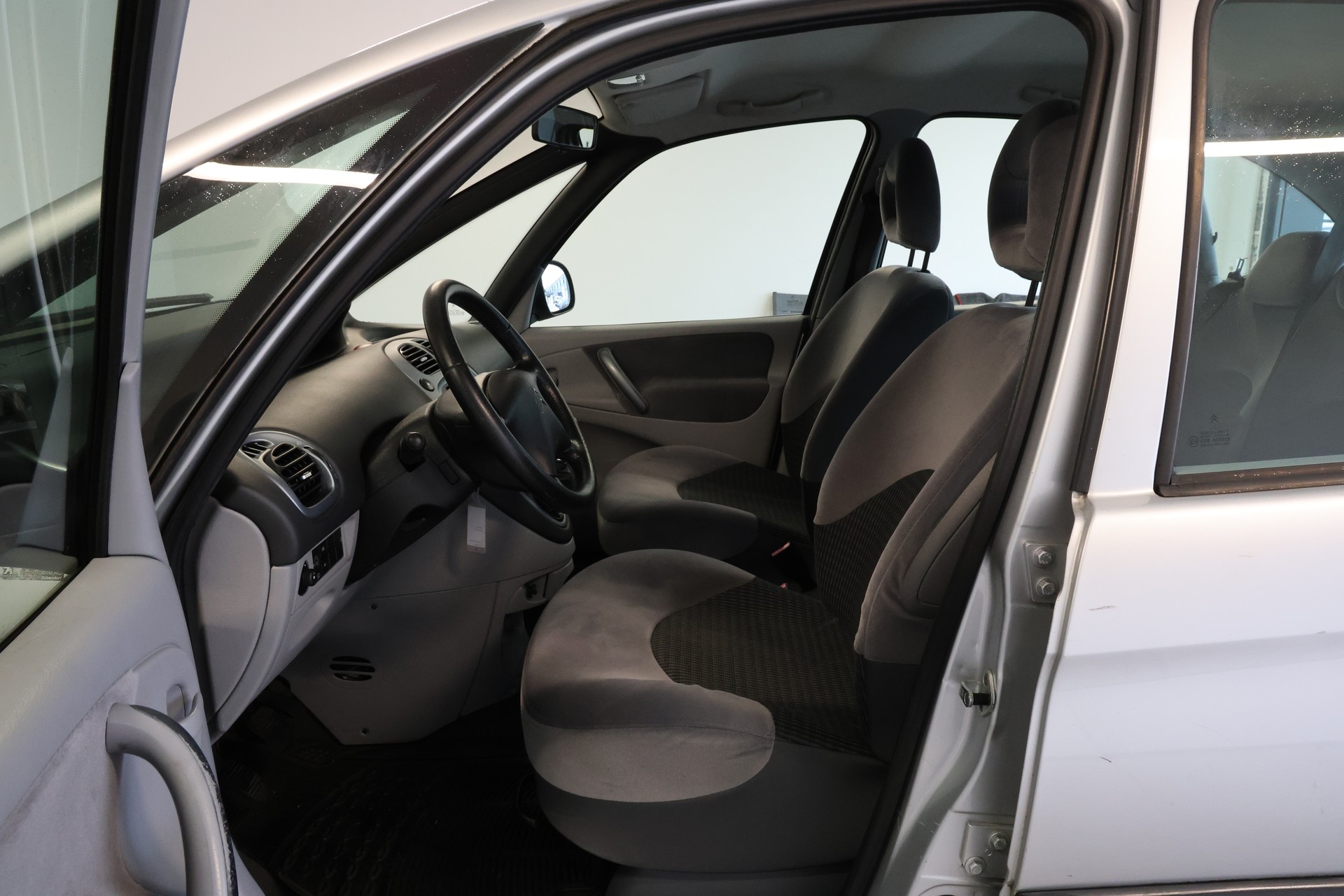 CITROEN Xsara Picasso 1.6i MFK Bis 09.2027-image-5