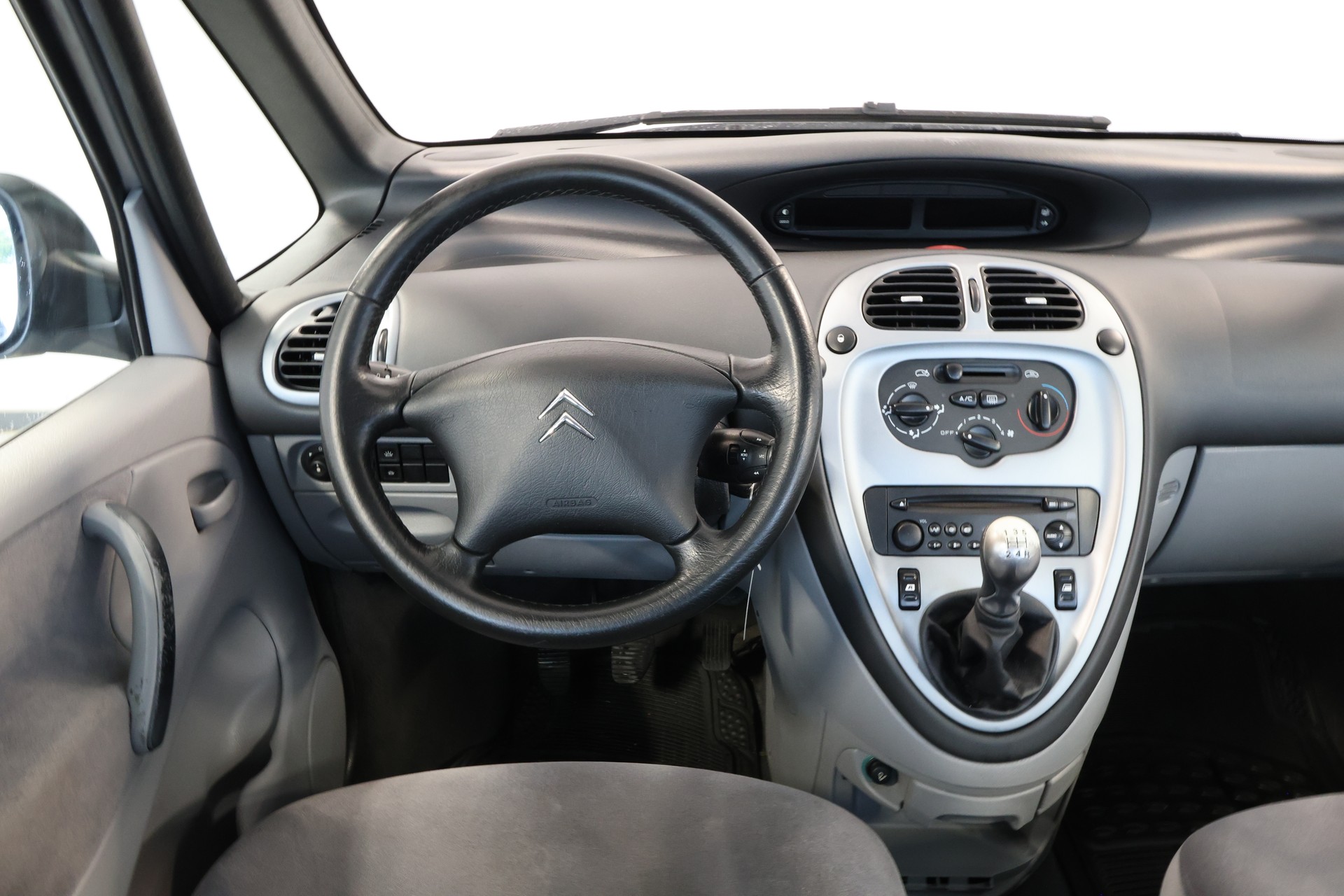 CITROEN Xsara Picasso 1.6i MFK Bis 09.2027-image-8